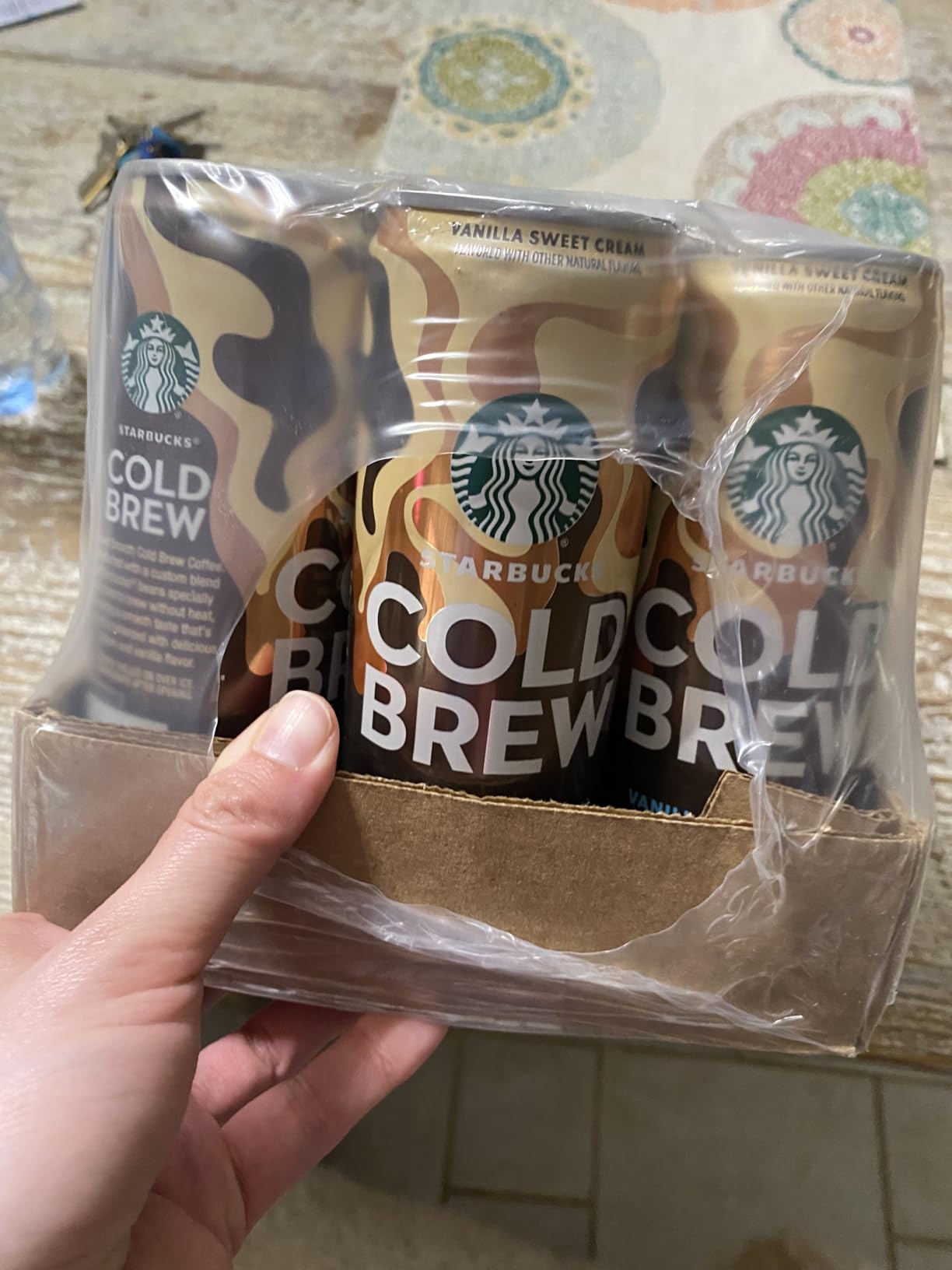 Starbucks Cold Brew Coffee, Vanilla Sweet Cream, 11 fl oz Cans (12 Pack) customer photo 2