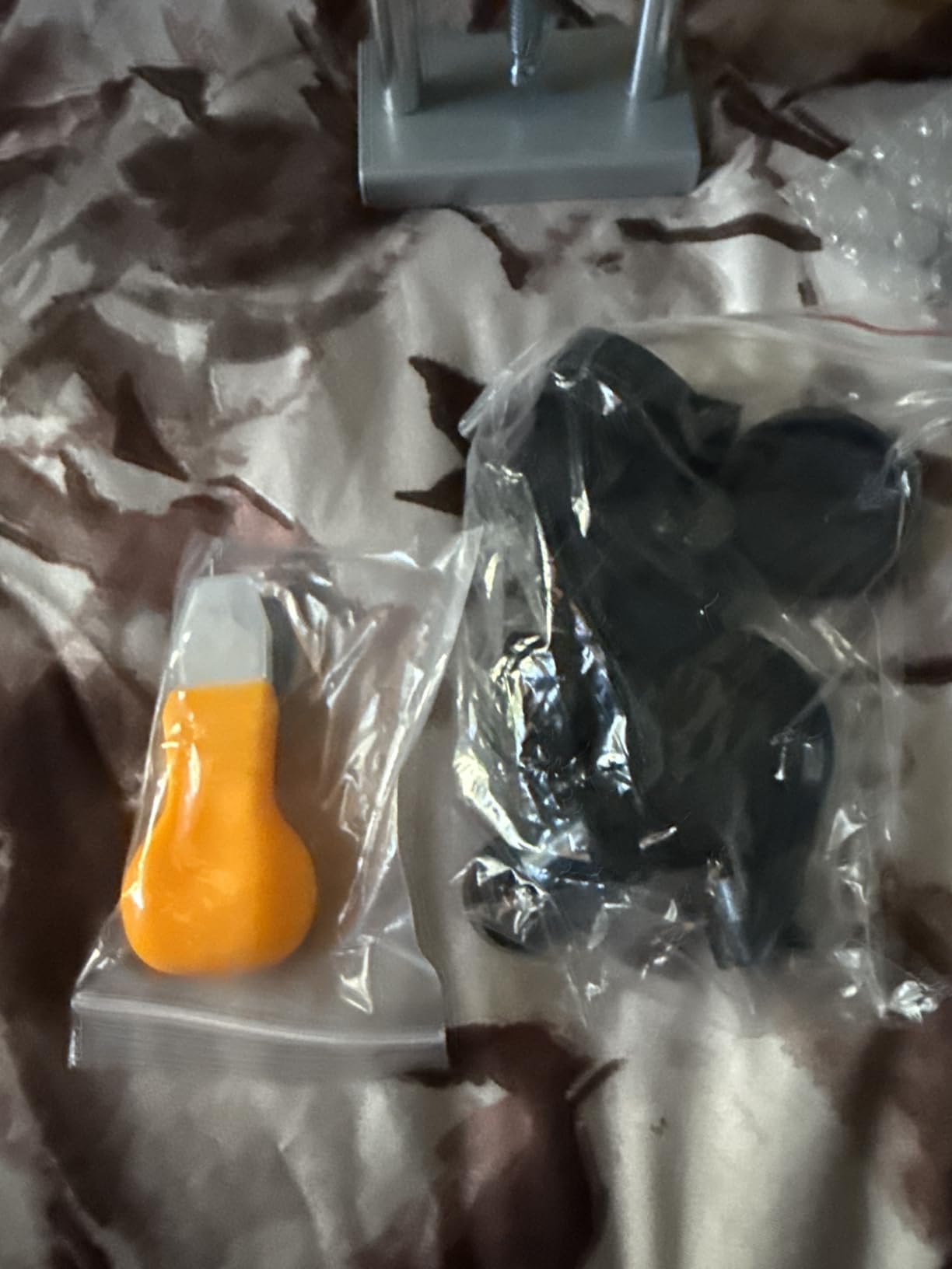 Watch Press Tool Set, Press Set Back Case Closer with 12 Molds, Watch Battery Replacement, Back Case Closer for Closing Caps, with Instructions customer photo 2