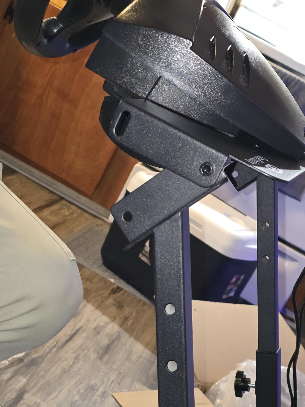 Grefinity Racing Wheel Stand, Height Adjustable Steering Wheel Stand customer photo 1