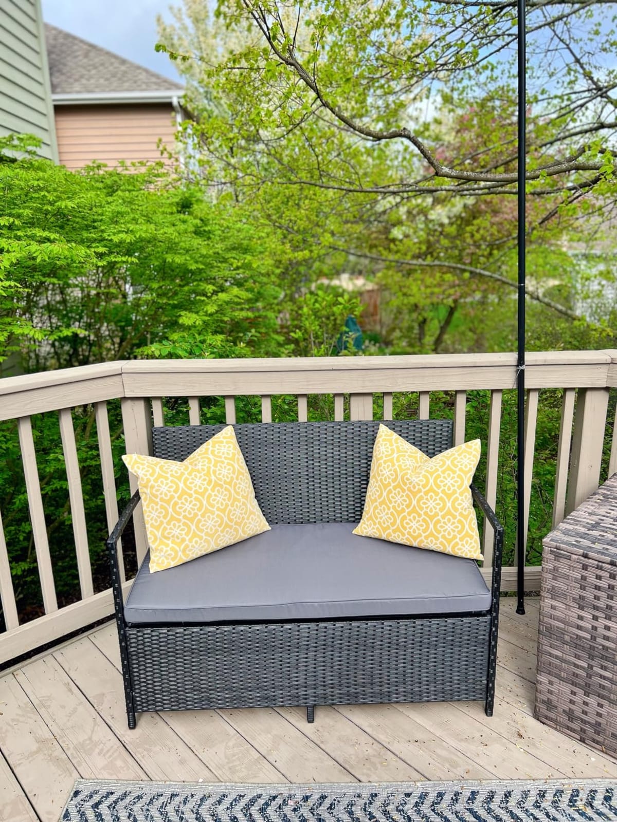 Flamaker Patio Loveseat Wicker Outdoor Furniture Storage Bench, Black customer photo 1