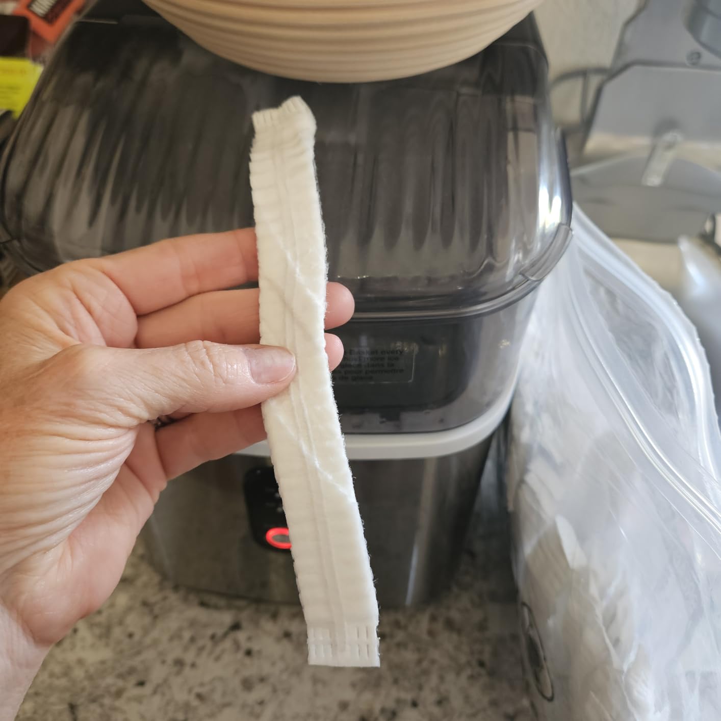 100 Pcs Banneton Liner,Banneton Bread Proofing Basket Non Woven Liners Non-Stick Dough,Bread Proofing Cover,Elastic Banneton Basket Liner for Prevents Dough from Sticking to Basket customer photo 1