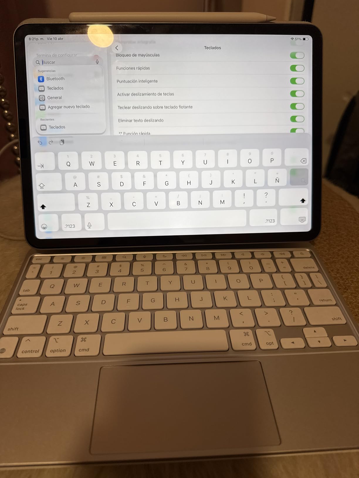 Apple iPad Magic Keyboard Case for iPad Pro 13-inch (M4 and M5), Great Typing Experience, Built-in Trackpad, Function Row, US English - Black customer photo 1