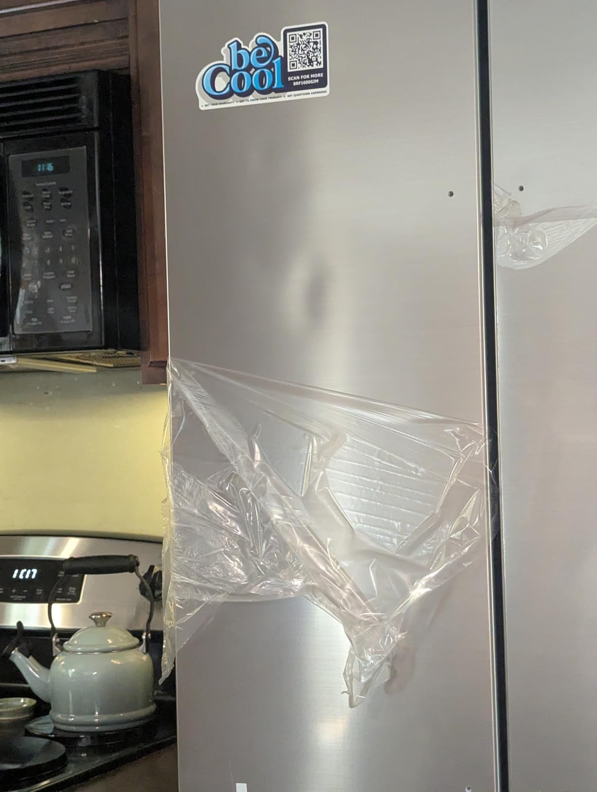 BLACK+DECKER 17 Cu. Ft. Convertible Freezer Refrigerator, BUC1700XW, White | Upright Fridge with Glass Shelves, Garage Ready Freezer, ENERGY STAR rated, Frost Free customer photo 2