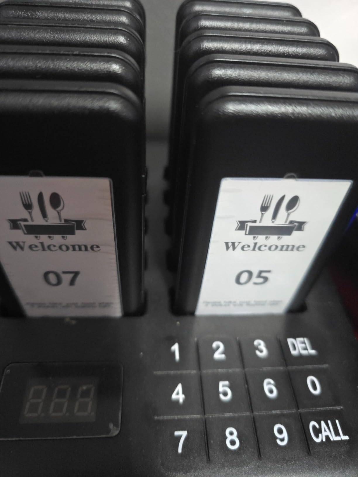 Restaurant Pager System, 10 Buzzers, Pagers for Food Truck | Replaceable Custom Stickers, Vibration Flash and Buzzer, Mute Button, 984 feet Range, for Queue in Church Hospital Hotel Bar customer photo 2