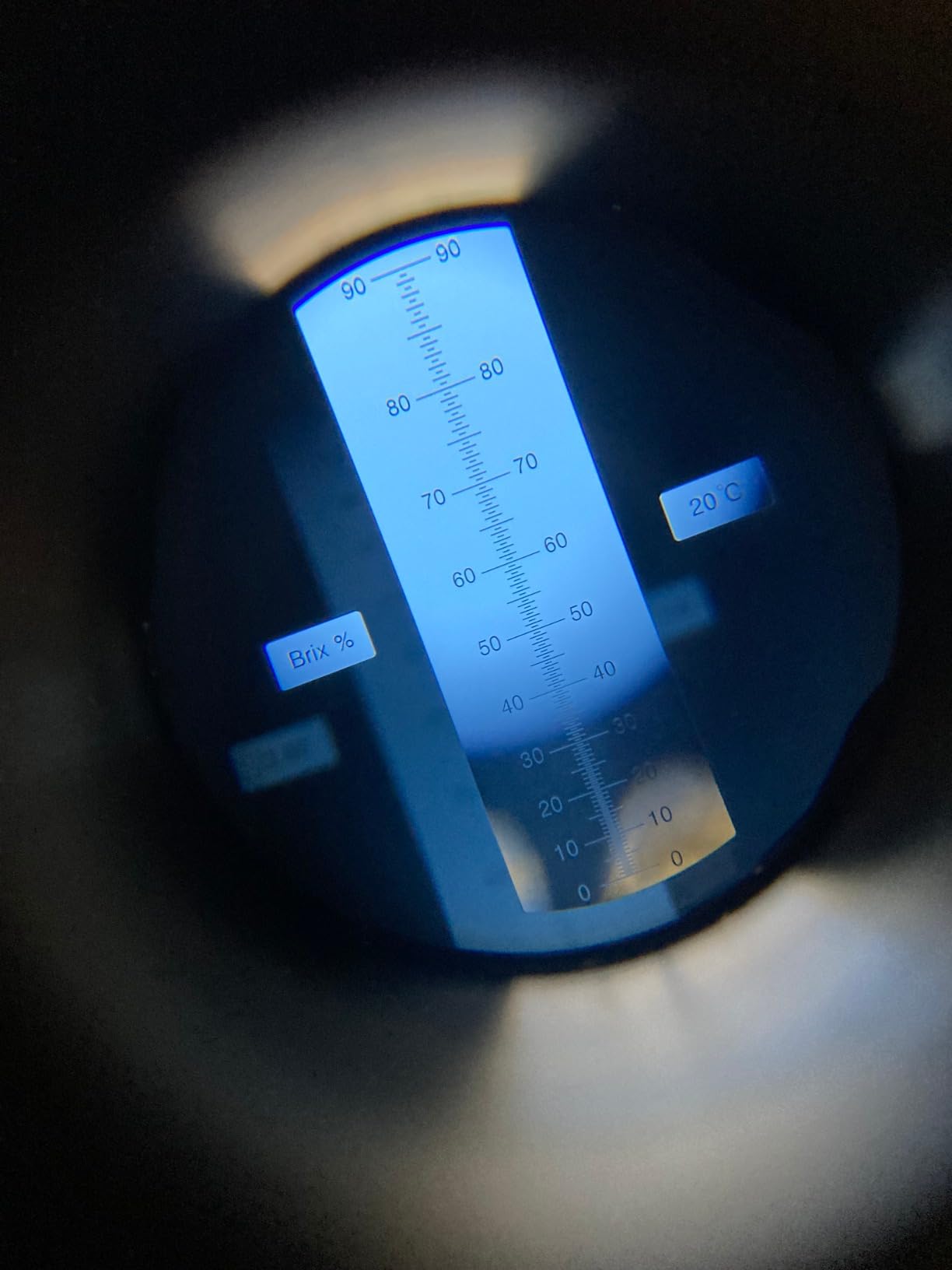 0-90% Brix Refractometer with ATC - Accurate Sugar Content Measurement for Honey, Fruit, Maple Syrup and Beverages - Ideal for Homebrewing, Labs & More customer photo 1