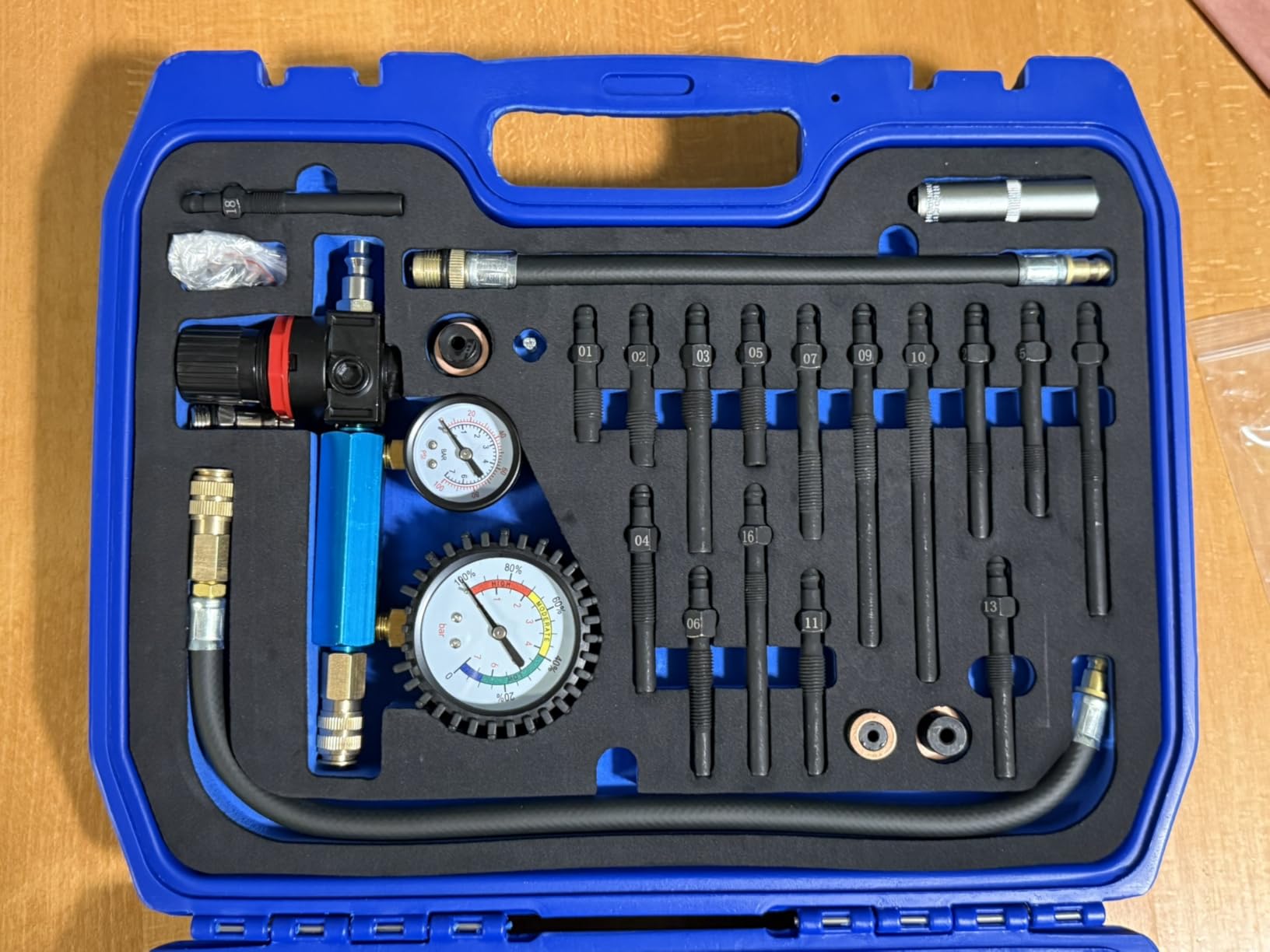 OMT 11pc Petrol Engine Compression Tester Set with Spark Plug Detector | Durable Aluminum Casing; 5 Metric Adapters; Quick Push On Connectors; Gasoline Car Maintenance; Pro Auto Garage Workshop customer photo 1