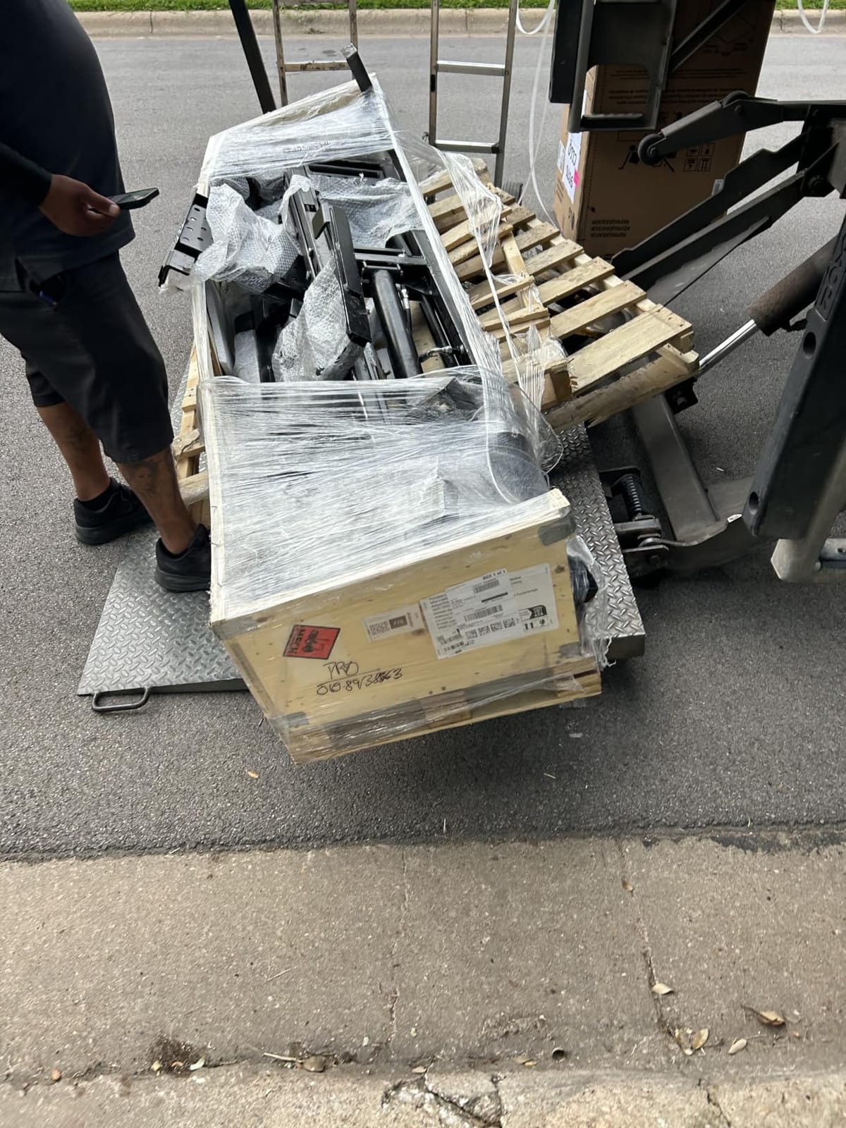 VEVOR Portable Car Lift - 7,000 LBS Capacity, 26.8