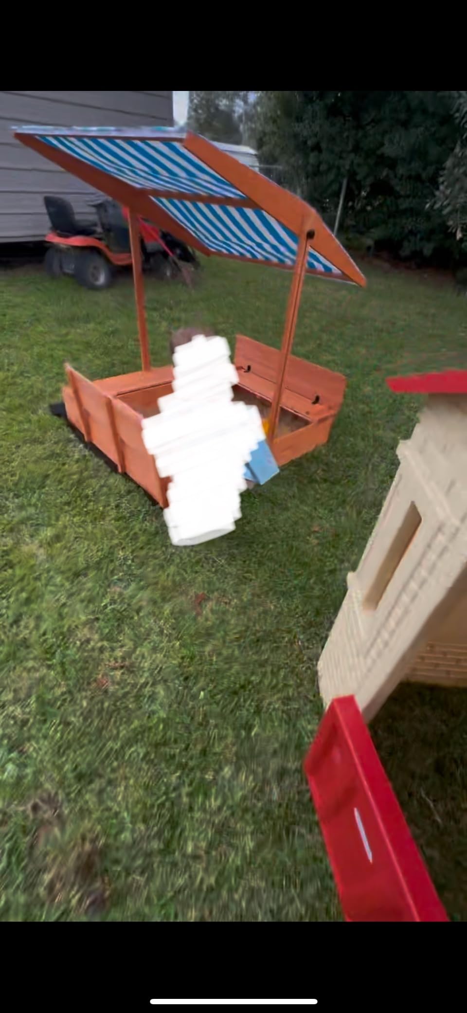 Kids Sandbox with Lid and Canopy, 47