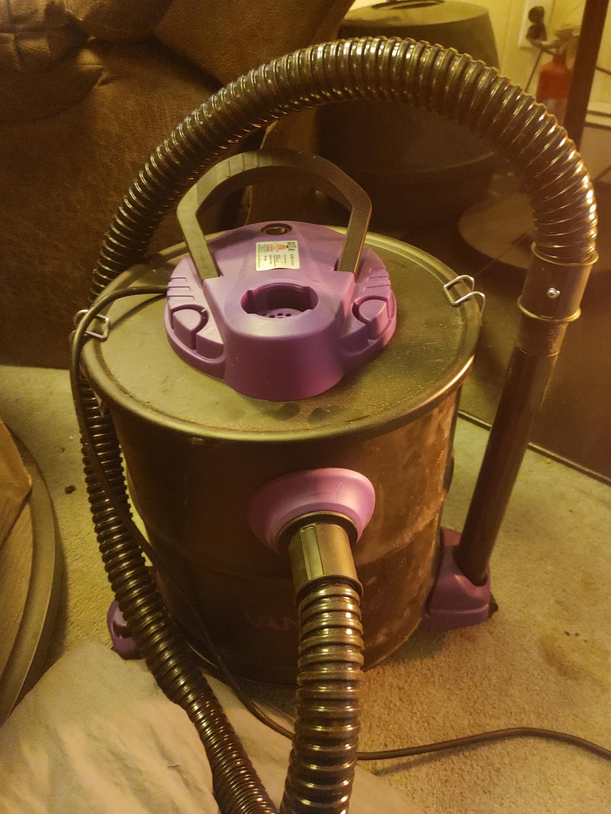 Ash Vacuum for Pellet Stoves, 5.2 Gallon, 1200W with Wheels customer photo 1