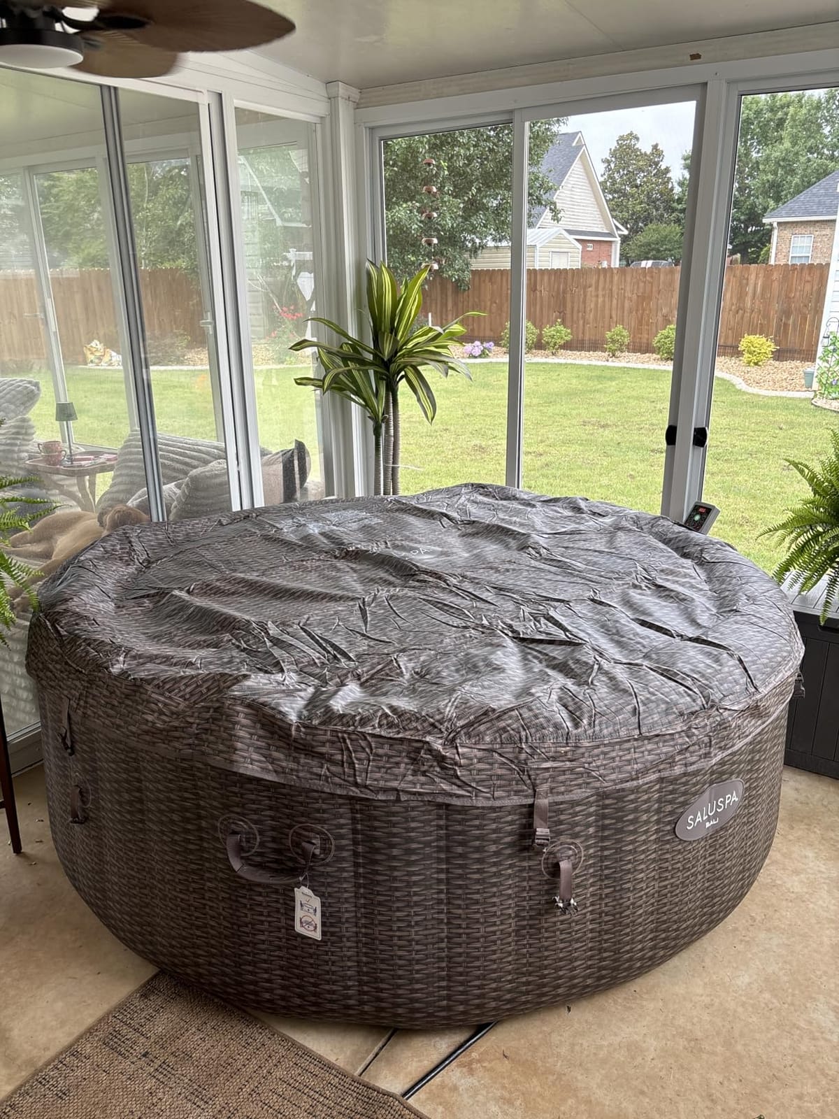 Bestway SaluSpa Bali Energy-Efficient AirJet 4-6 Person Inflatable Hot Tub customer photo 2