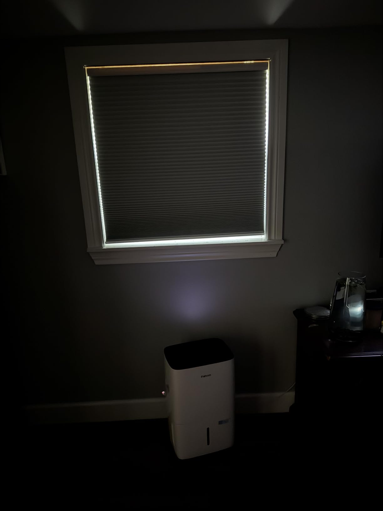 Changshade Cordless Cellular Shades, Motorized Blackout Room Darkening Black Out Honeycomb Blinds for Indoor Windows Bedroom, Pull Down Pleated Accordion Blind Easy Install, Custom Size, White customer photo 1
