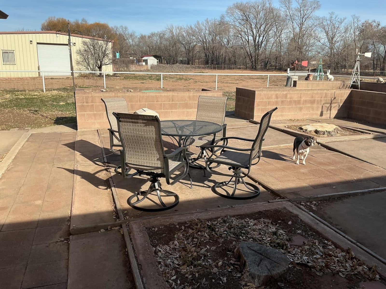 Amopatio Patio Swivel Chairs Set of 4, Outdoor Swivel Rocker Dining Chairs with All Weather Textilene High Back & Metal Frame, for Backyard Deck Lawn, Brown customer photo 2