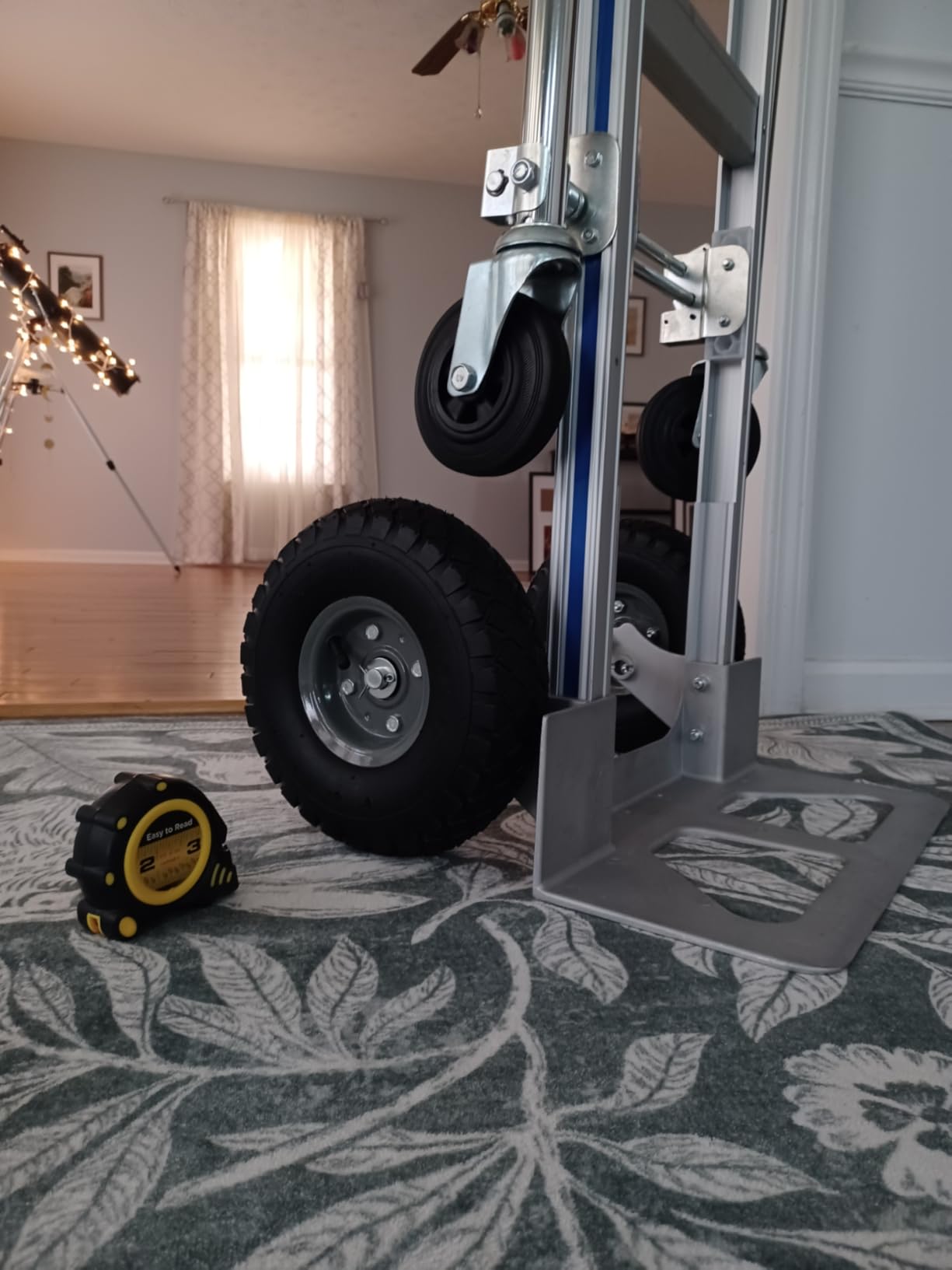 VEVOR Aluminum Truck, 2 in 1, 800 lbs Load Capacity, Heavy Duty Industrial Convertible Folding Hand Truck and Dolly, Utility Cart Converts from Hand Truck to Platform Cart with Rubber Wheels customer photo 1
