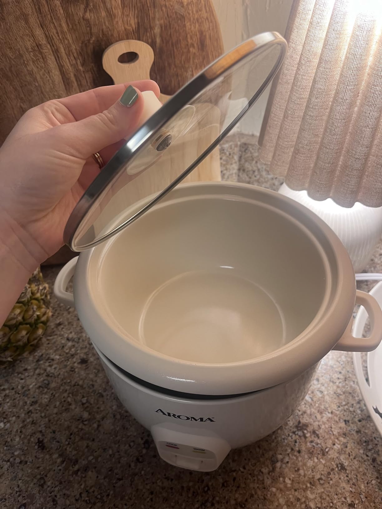 AROMA CoreCoat Pot-Style Rice Cooker with One-Touch Control and Non-Stick Ceramic Coating (6 Cups Cooked, 3 Cups Uncooked) customer photo 1
