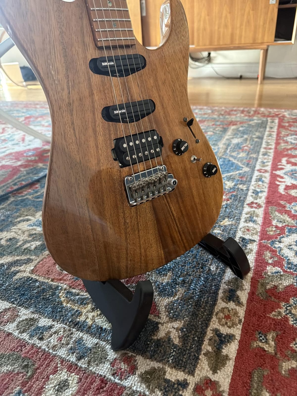 GUITTO Wooden Guitar Stand - Collapsible Electric Bass Guitar Floor Stand Foldable for Acoustic, Banjo,Ukulele - GGS-13 customer photo 1