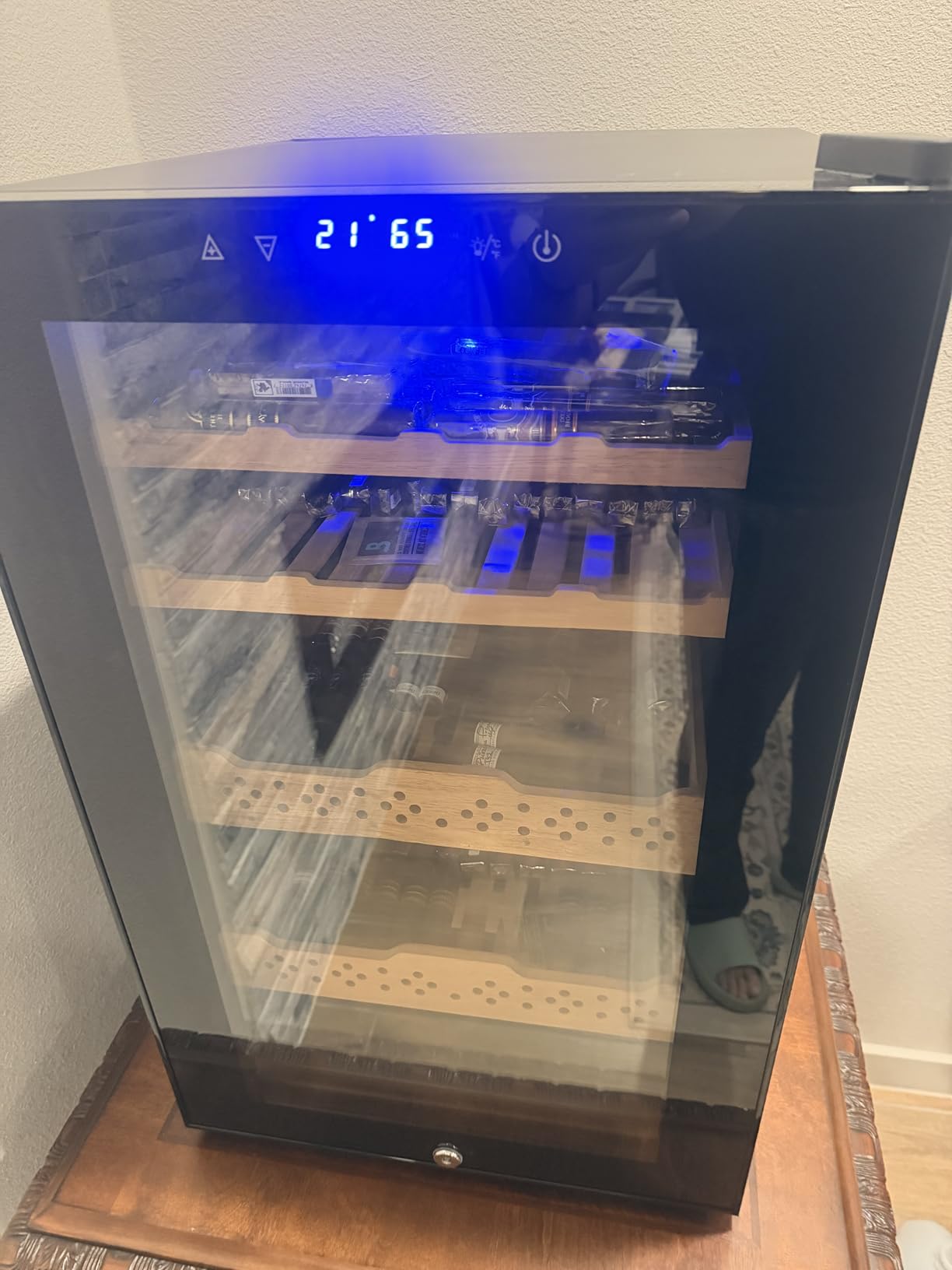 25L Cigar Electric Humidor, 200 Counts Large Capacity,Thermostatic Electric Cooler Cabinet with Digital LED Screen, Safety Lock,Smart Humidity & Temp Control, Gifts for Men customer photo 2