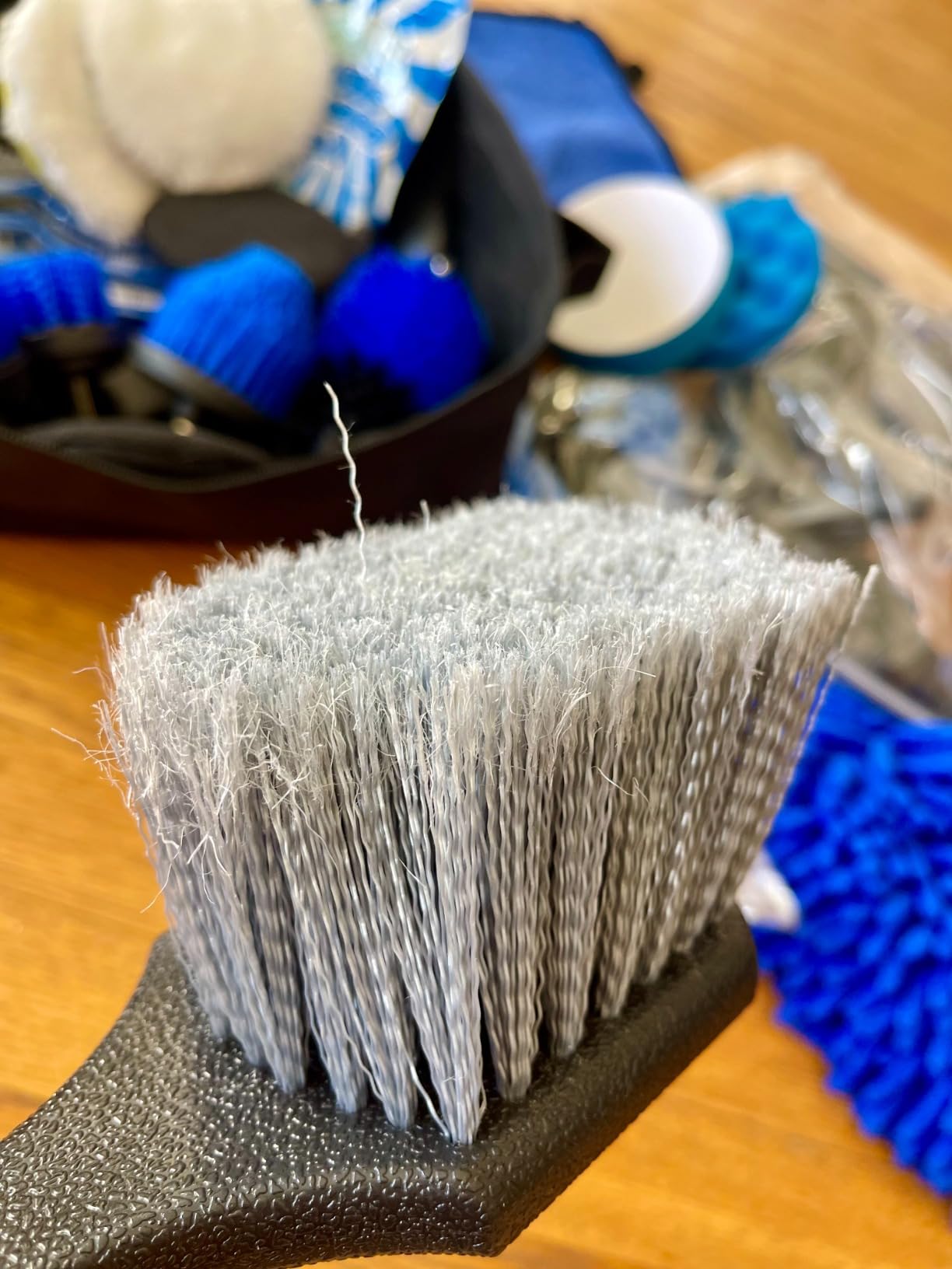 Qydipclin 45Pcs Car Detailing Kit, Car Detailing Brush Set, Car Wash Cleaning Kit, Car Detailing Brushes, Professional Car Care Kit for Interior Exterior Wheels, Blue customer photo 1