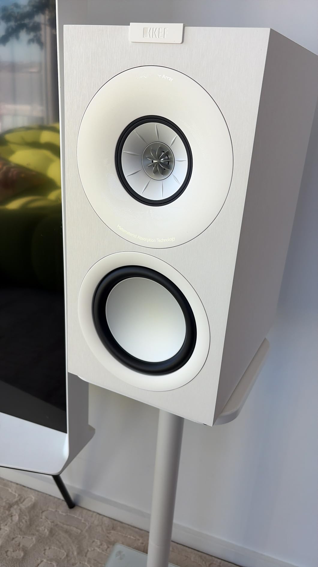 KEF Q Concerto Meta Bookshelf Speakers (Pair, Walnut) - Three-Way Passive HiFi Bookshelf Speaker with Uni-Q & Shadow Flare for Audiophile Stereo customer photo 1