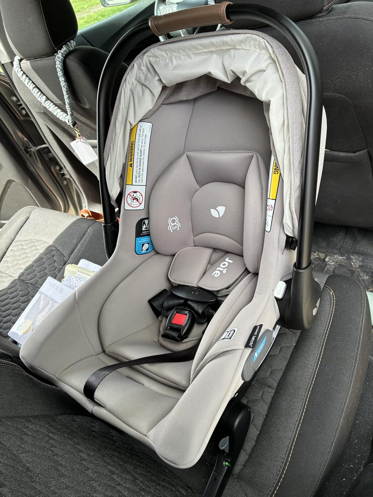 Joie Baby Mint Latch Baseless Infant Car Seat, Lightweight customer photo 1