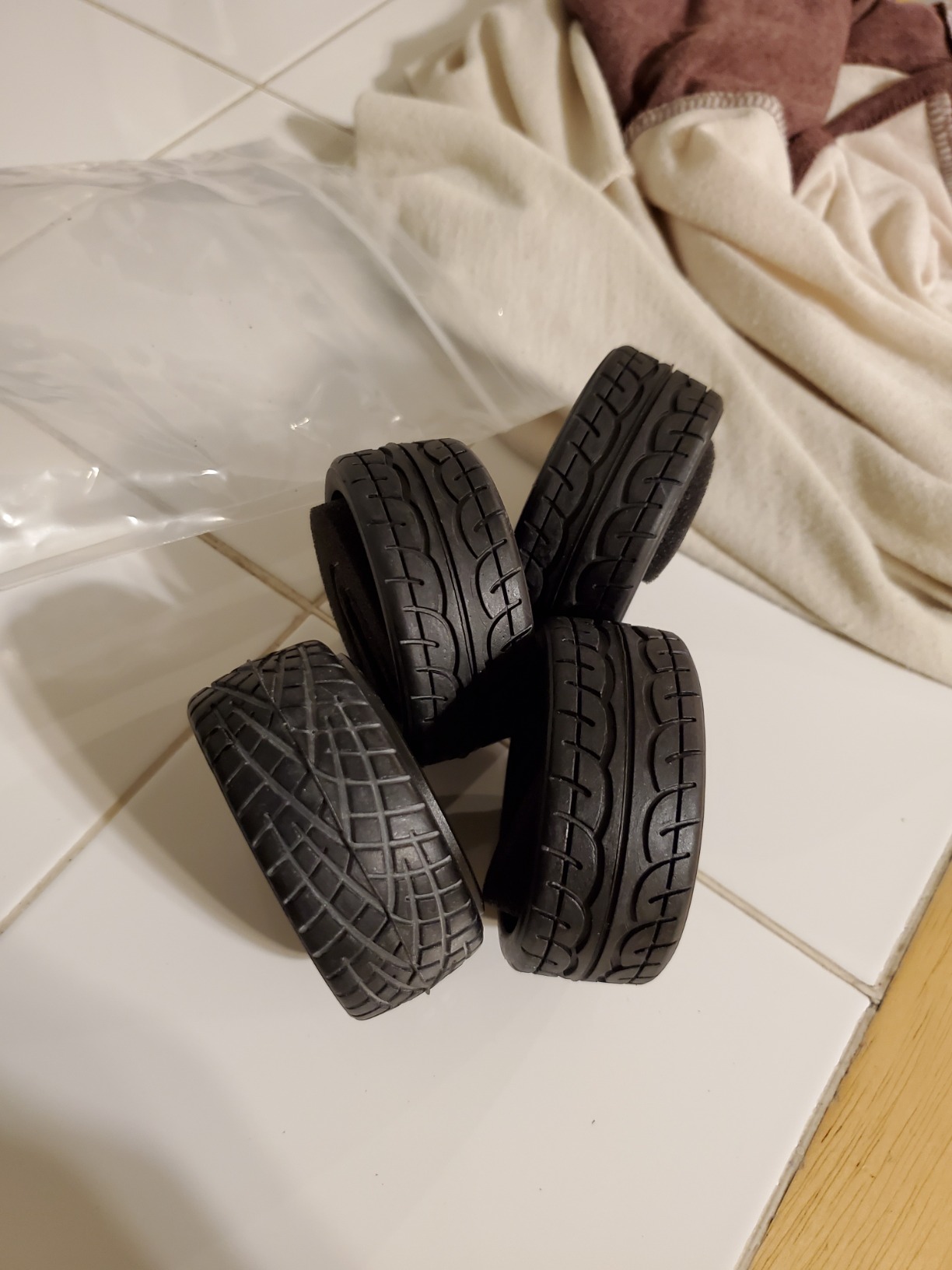 4 PCS Soft Rubber Tires with Foam Insert for 1/10 1/12 Traxxas HSP HPI Tamiya TT02 Touring Drift Rally Car 65mm RC On-Road Tires customer photo 1