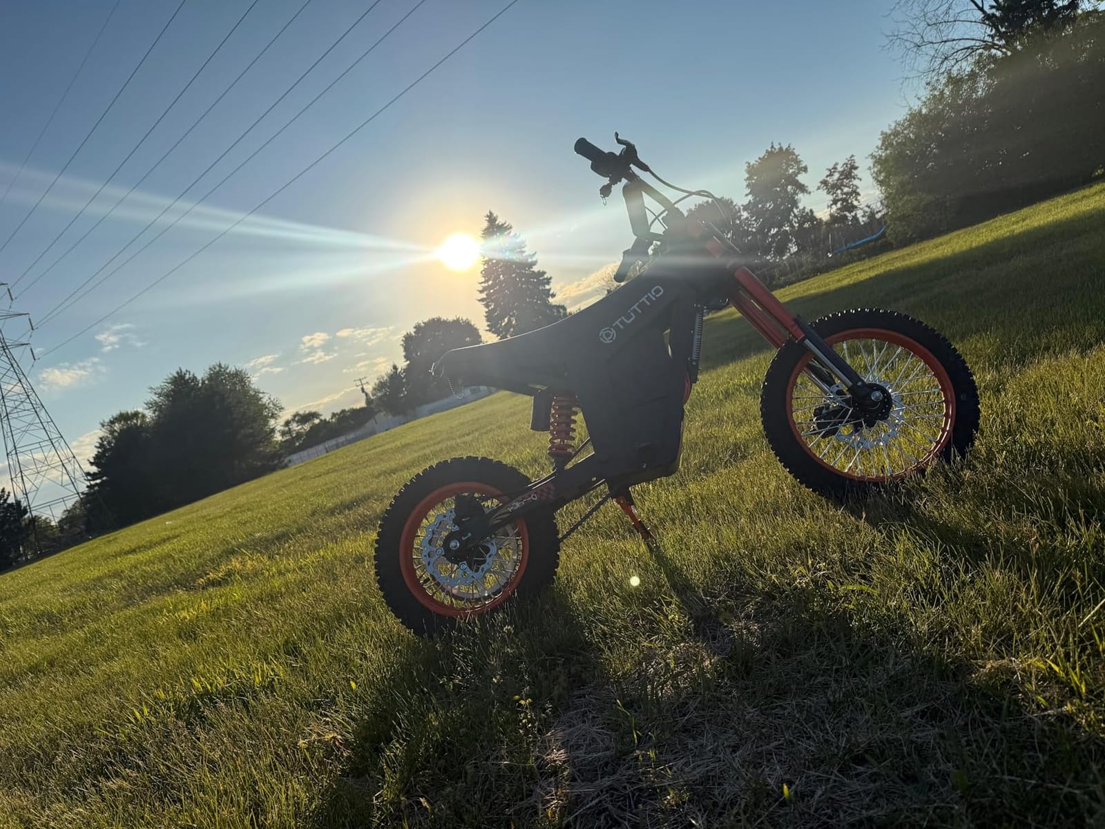 Tuttio Soleil01 Electric Dirt Bike, 200NM 54.6V E Dirtbike for Adults Teens | Mid-Drive Motor, 200NM, 54.6V 21AH Battery, 14