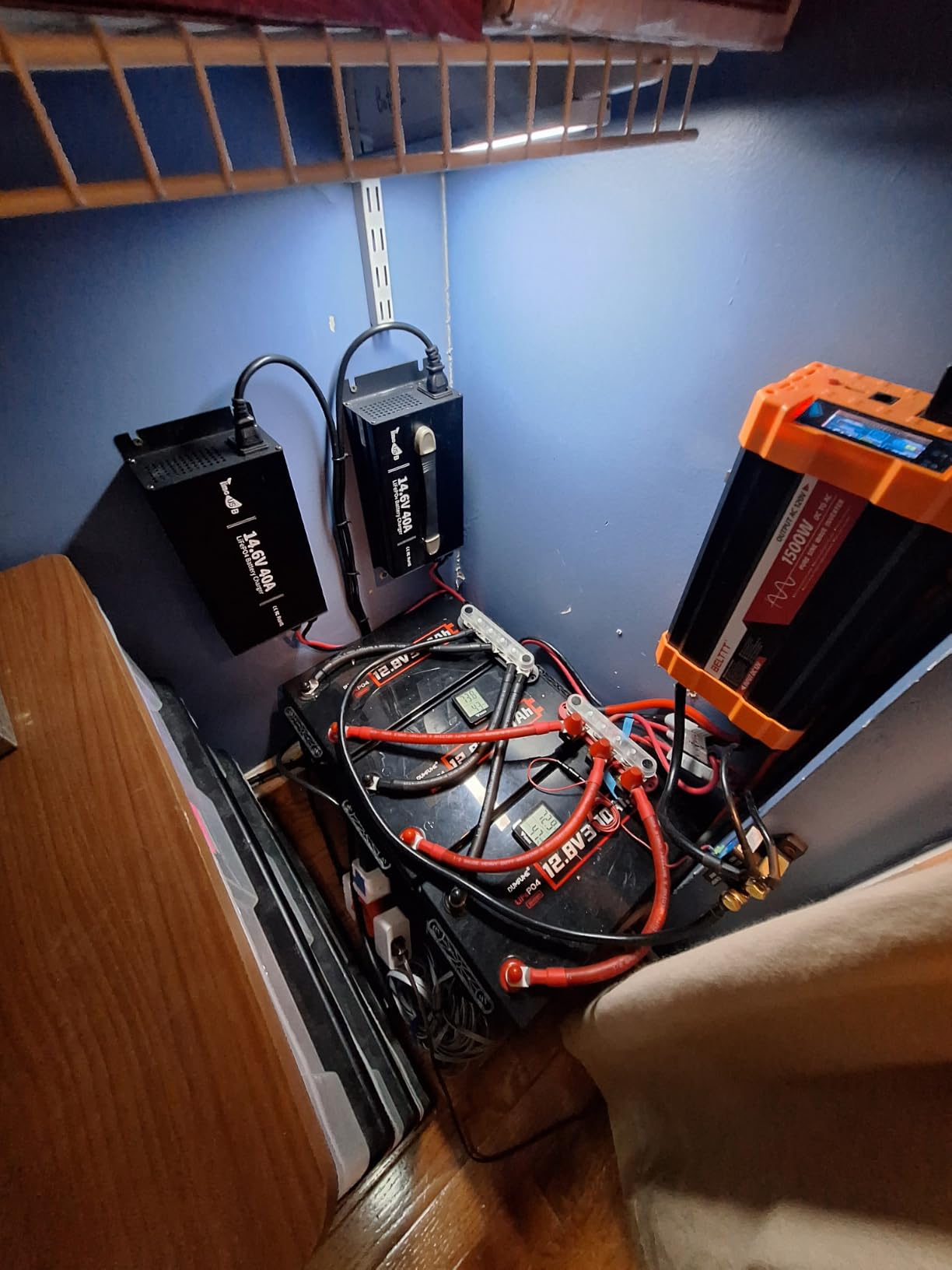 12V 200Ah LiFePO4 Lithium Battery 200A BMS 2560Wh IP65 customer photo 2