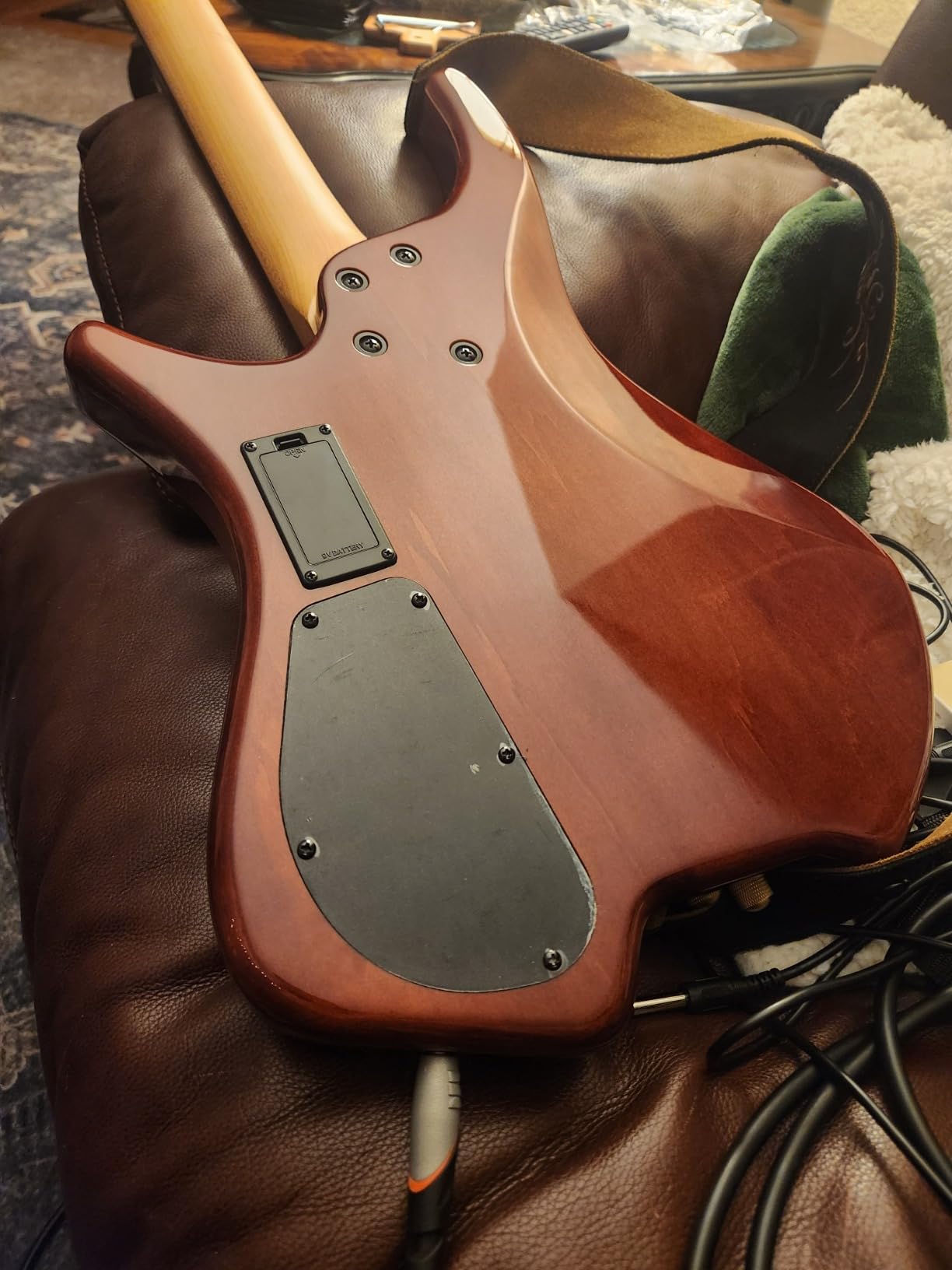 4 String Headless Electric Bass Guitar poplar body Carbon Fibre Maple neck fanned fret customer photo 1