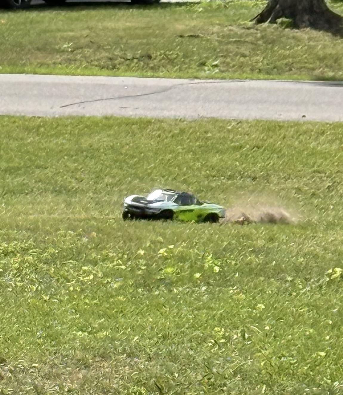 ARRMA RC Truck 1/10 SENTON 4X4 223S BLX BRUSHLESS Short Course Truck RTR (Battery and Charger Not Included) with DSC, Yellow, ARA4303V4T1 customer photo 1