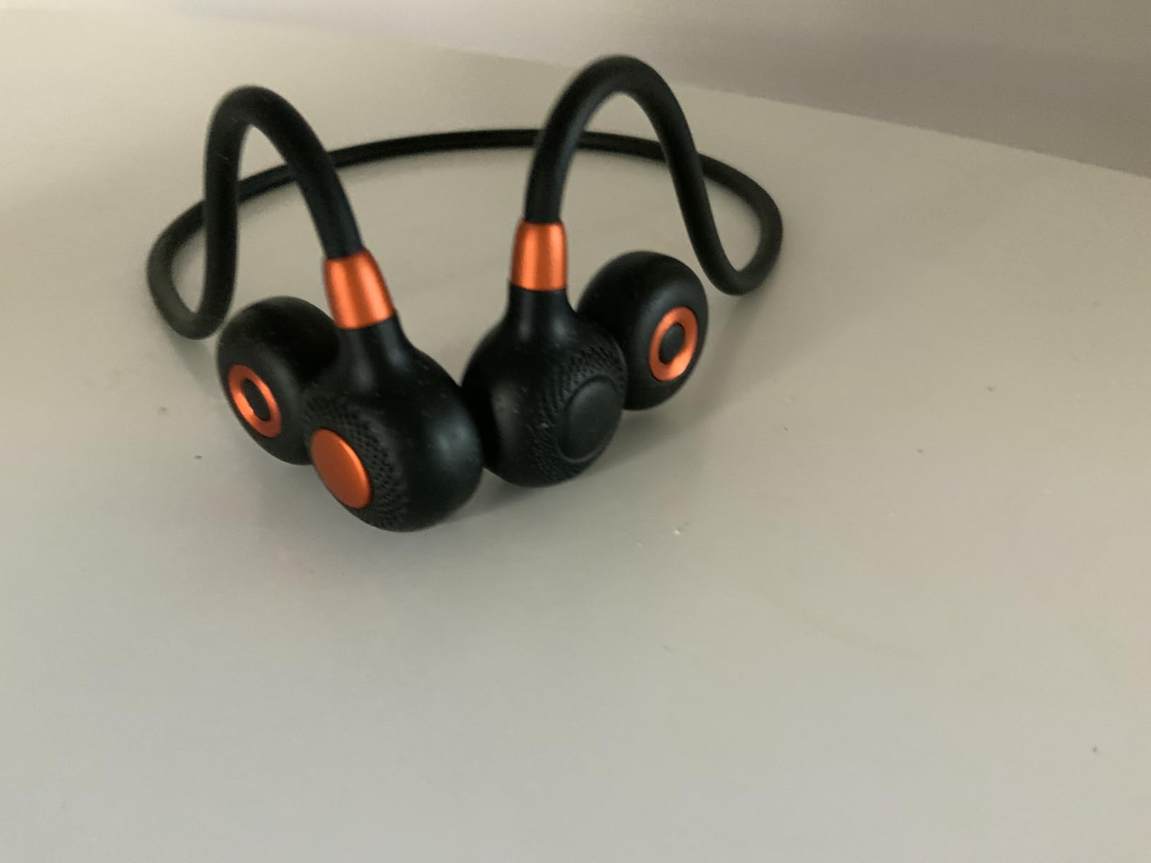 Ortizan Open Ear Headphones, Bluetooth 5.3 Wireless Air Conduction Headphones Sport Earbuds, Premium Sound, IPX6 Waterproof, Clear Call, 19g Lightweight Earphones for Running Cycling Workouts (Black) customer photo 1