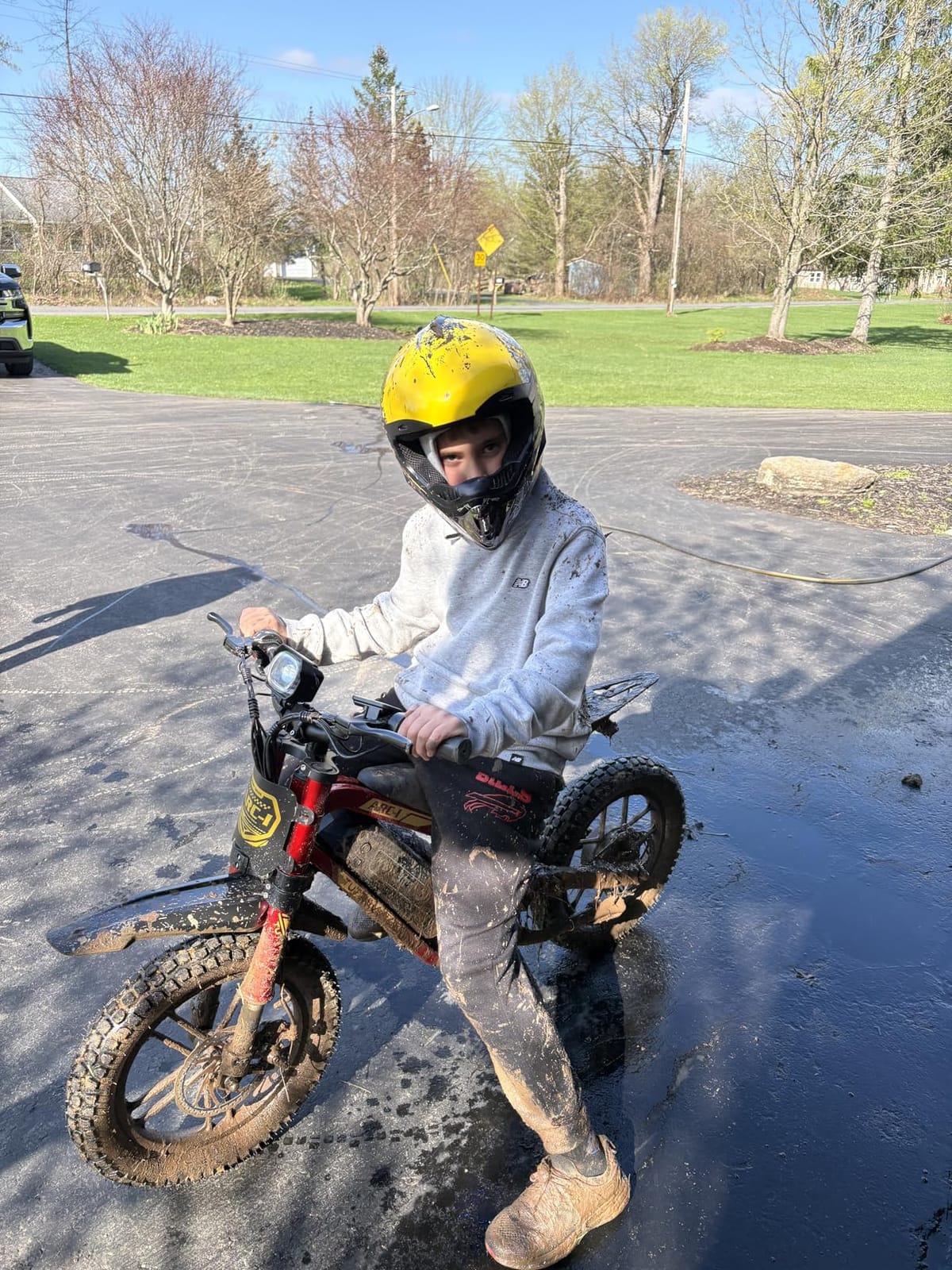 Tuttio ARC-I 36V Electric Dirt Bike for Kids 5-8, 750W Electric Motorcycle for Kids, 20MPH, Up to 25 Miles, 5-Speed Modes Mini Dirt Bike, 16