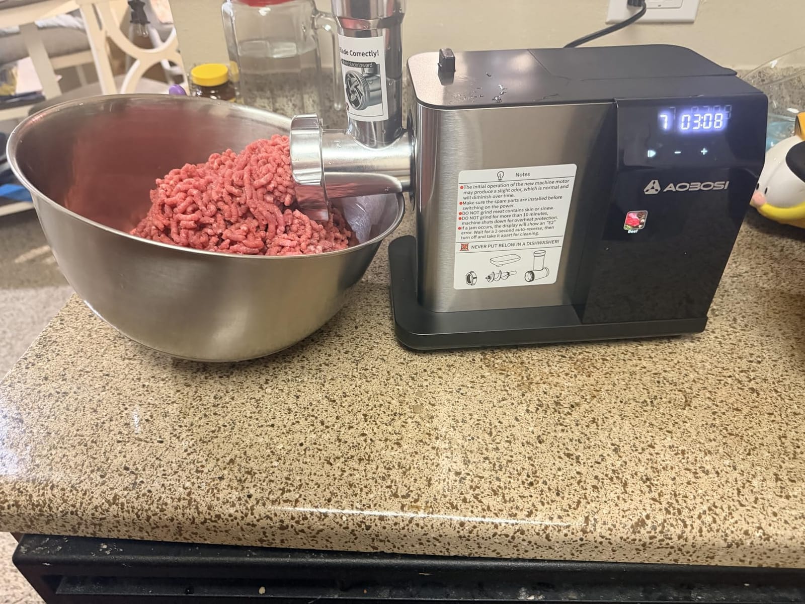 AAOBOSI Electric Meat Grinder w/ 3 Speed Touch Screen Control, 3000W Max customer photo 1