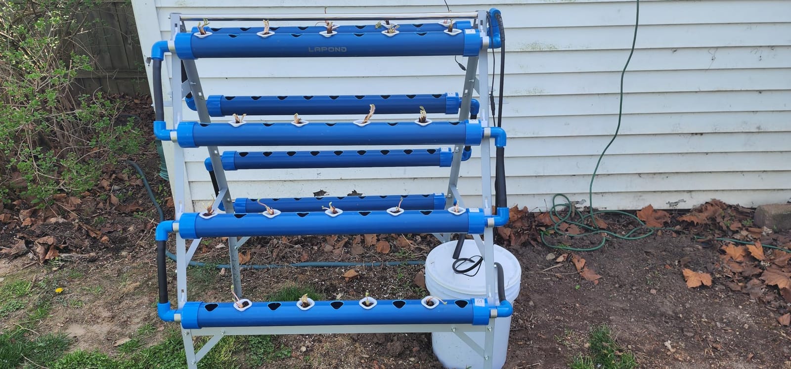 A-Type 72 Plant Sites Hydroponics Growing System Kit with Light Blocking customer photo 1