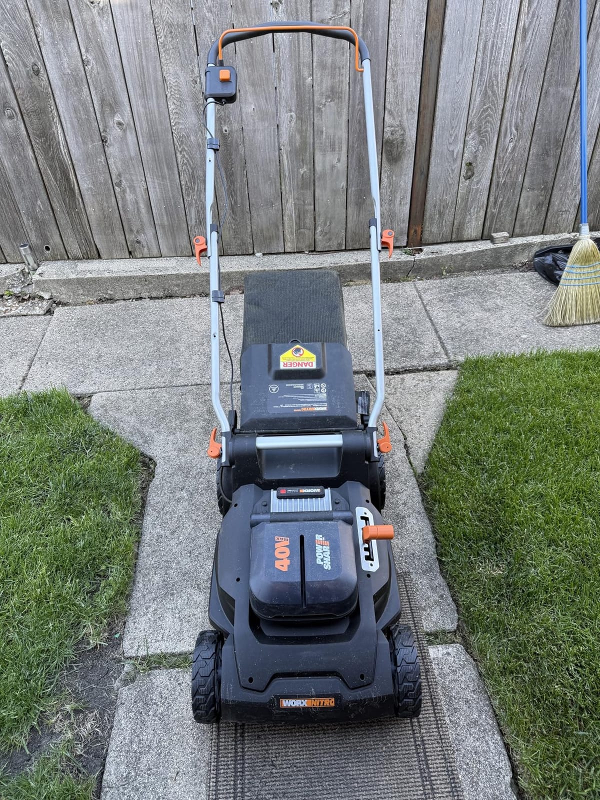 Worx Cordless Lawn Mower, 40V 17