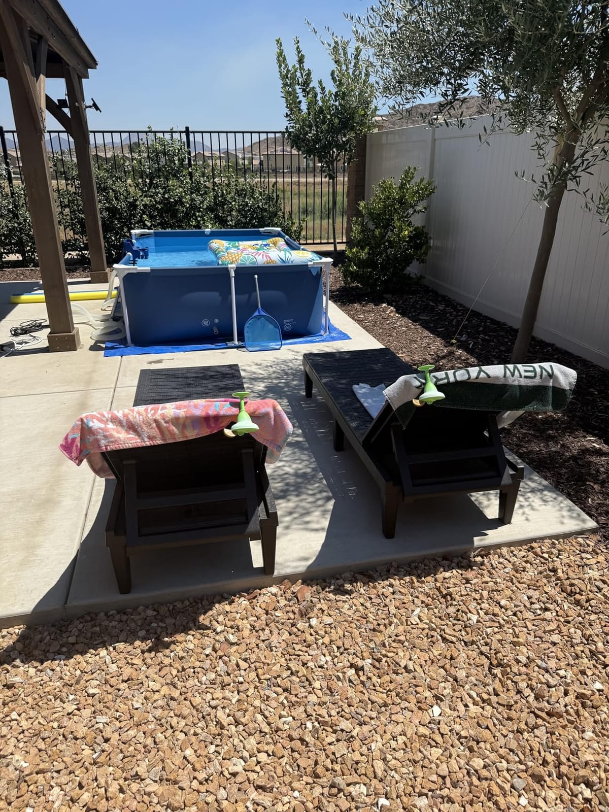 YITAHOME Outdoor Chaise Lounge Chair, Plastic Pool Chaise Lounge with 5-Position Backrest, Easy Assembly & Waterproof for Patio & Poolside, Set of 2, Grey customer photo 1