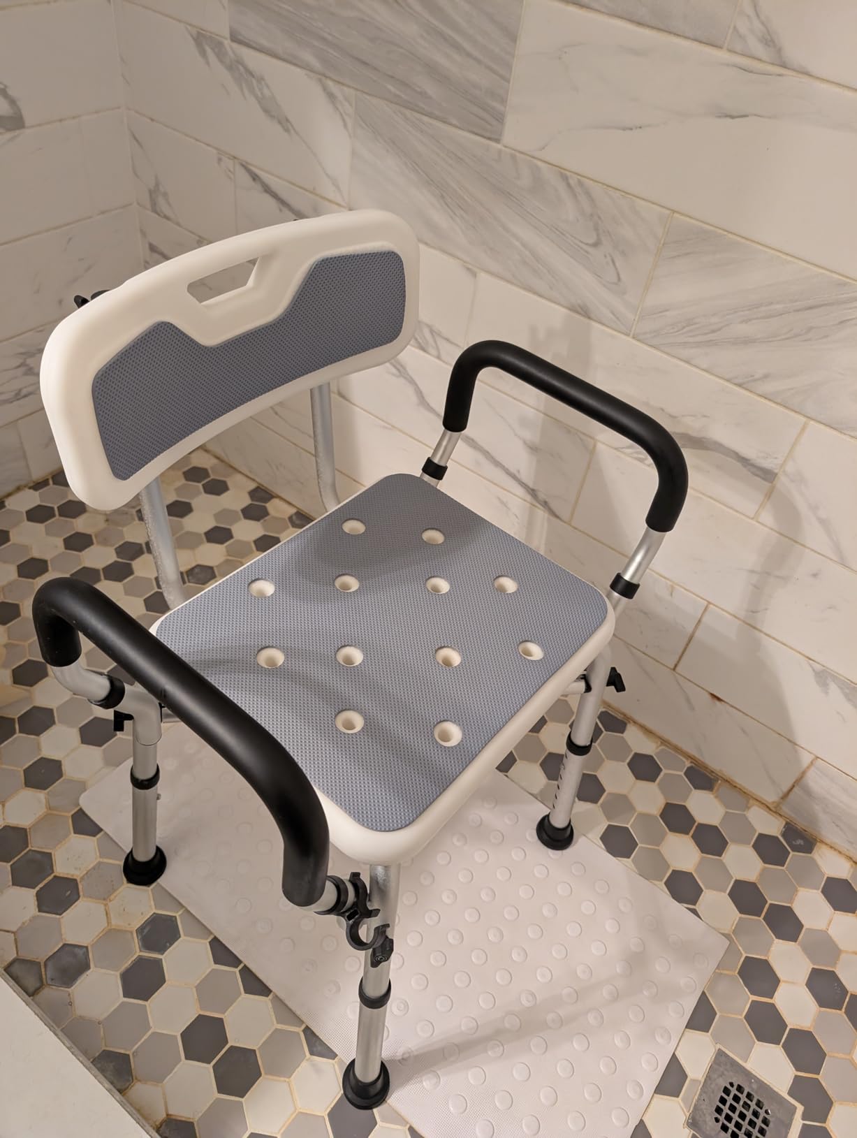 BRITULIF Shower Chair with Arms and Back for Inside Shower, 550 lb Capacity customer photo 2