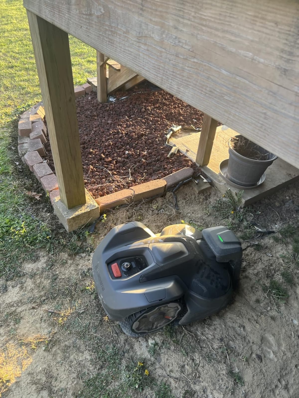 Husqvarna Automower 440 iQ Robot Lawn Mower with EPOS, GPS, Up to 2 Acres customer photo 2