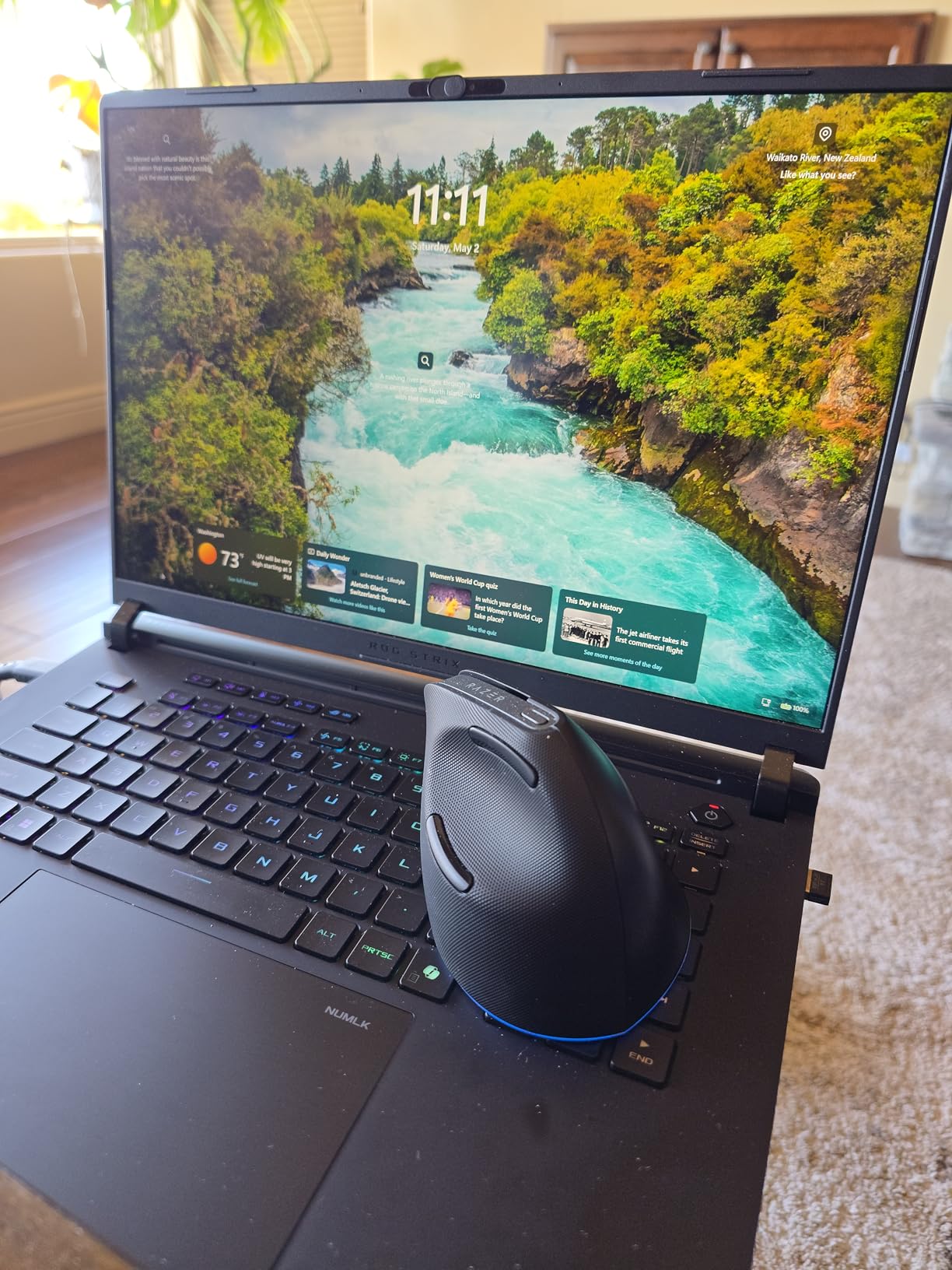 Razer Pro Click V2 Vertical Wireless Mouse, 6 Button Ergonomic Design customer photo 1