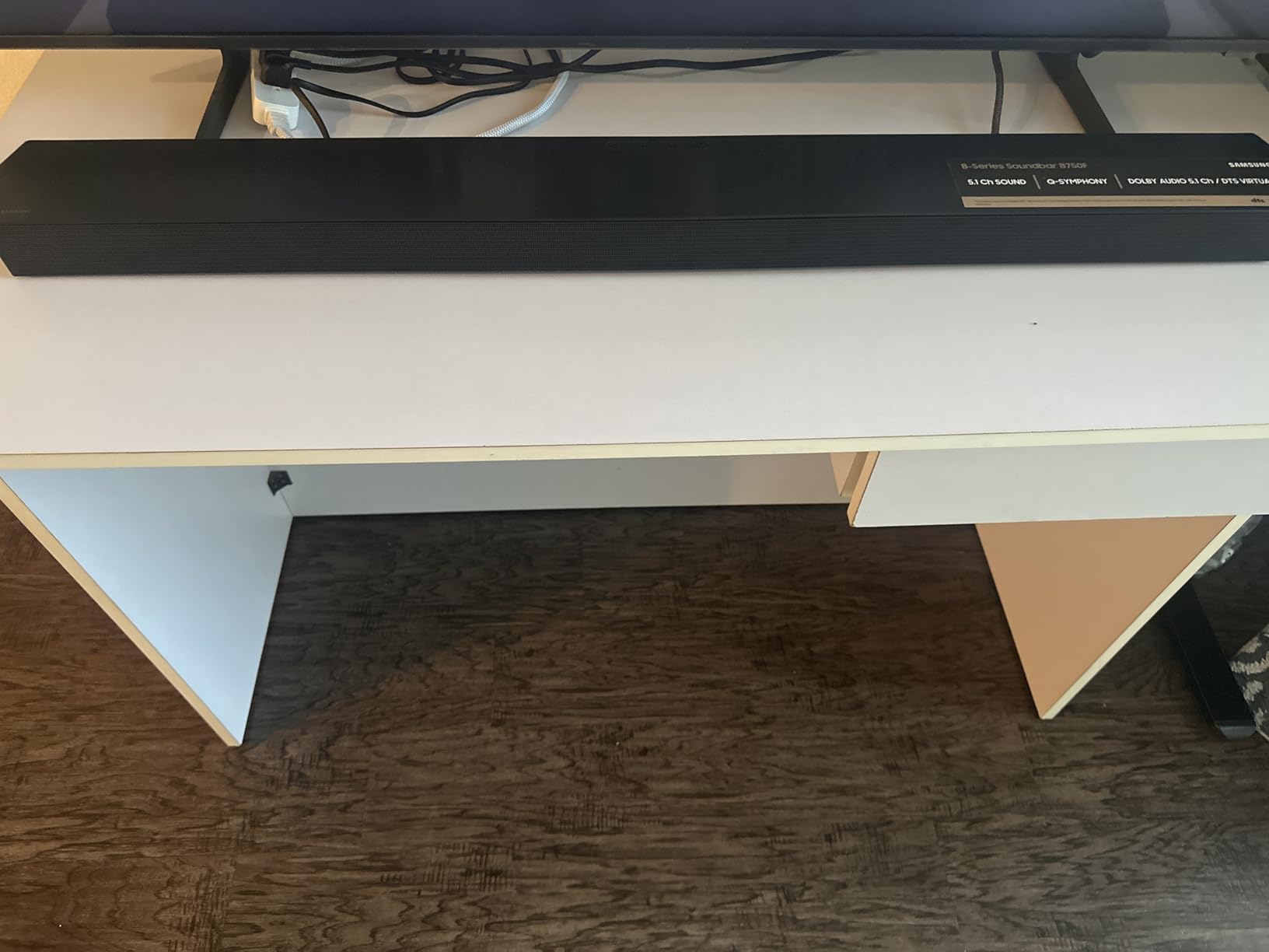 Samsung B-Series Soundbar HW-B750F 5.1 ch Subwoofer (2025 Model) Voice Enhance Mode, Q-Symphony, Adaptive Sound customer photo 2