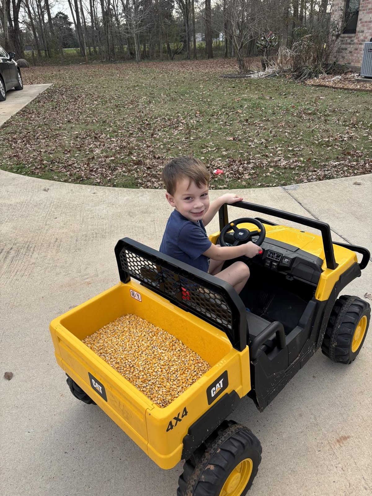 ANPABO Licensed Caterpillar 24V Ride On Toys with Dump Bed and Shovel customer photo 1