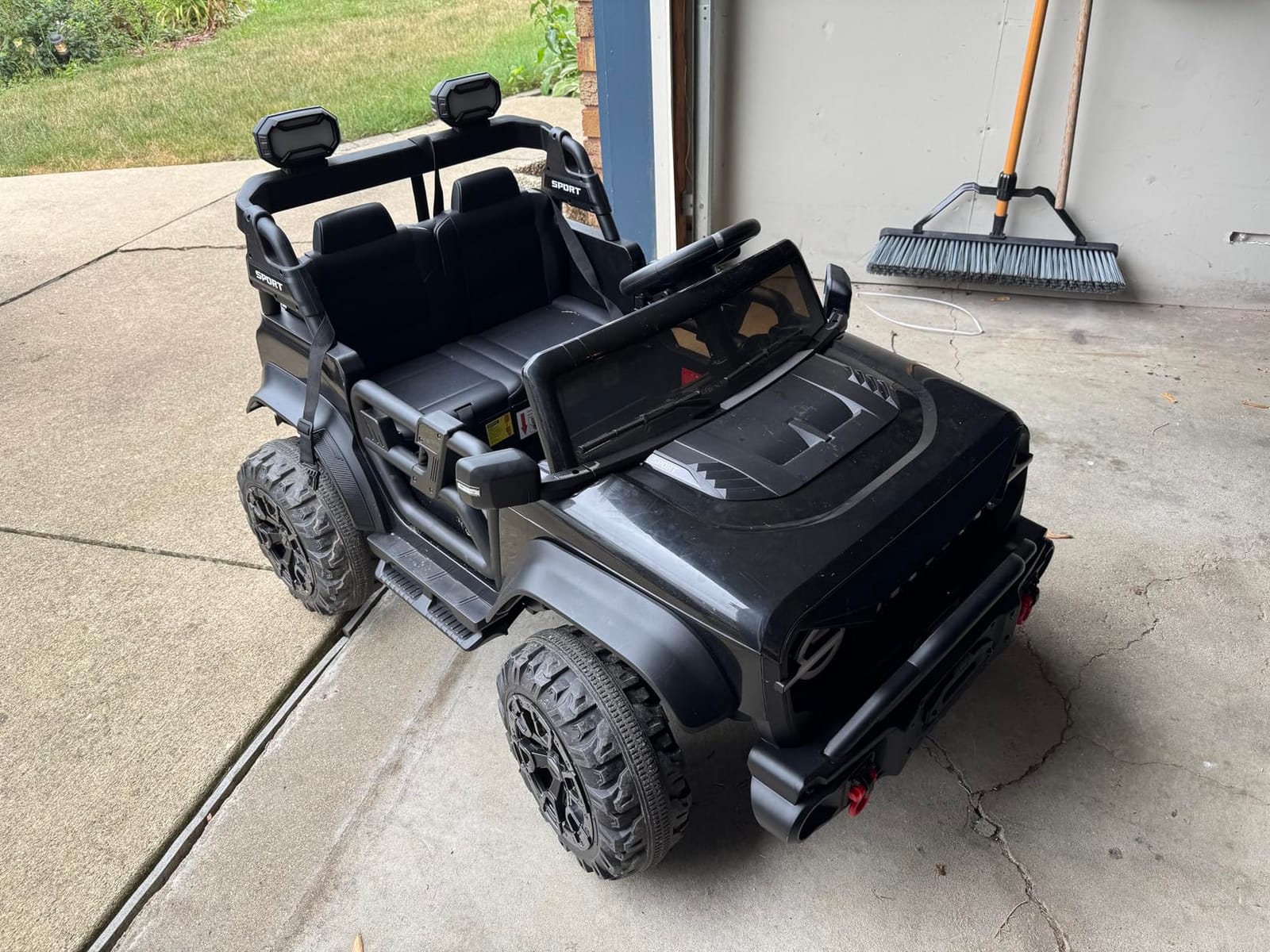 Best Choice Products Kids 24V 2-Seater Electric Ride On Car Truck w/ 132lb Weight Capacity, Parent Control, Bluetooth, LED Lights - Black customer photo 2