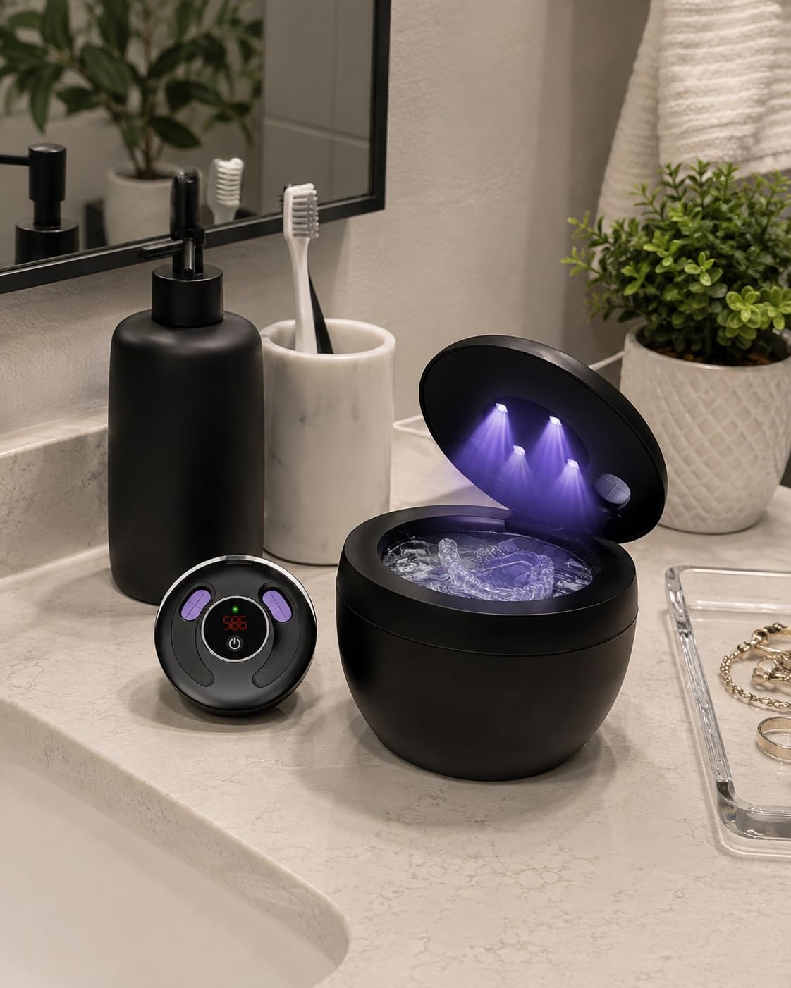 Upgraded Ultrasonic Retainer Cleaner Machine, 45kHz Ultrasonic Dentures Cleaner for Night Guards, Braces, Aligner, Toothbrush, Jewelry and More, 200ML Capacity, Black1 customer photo 2