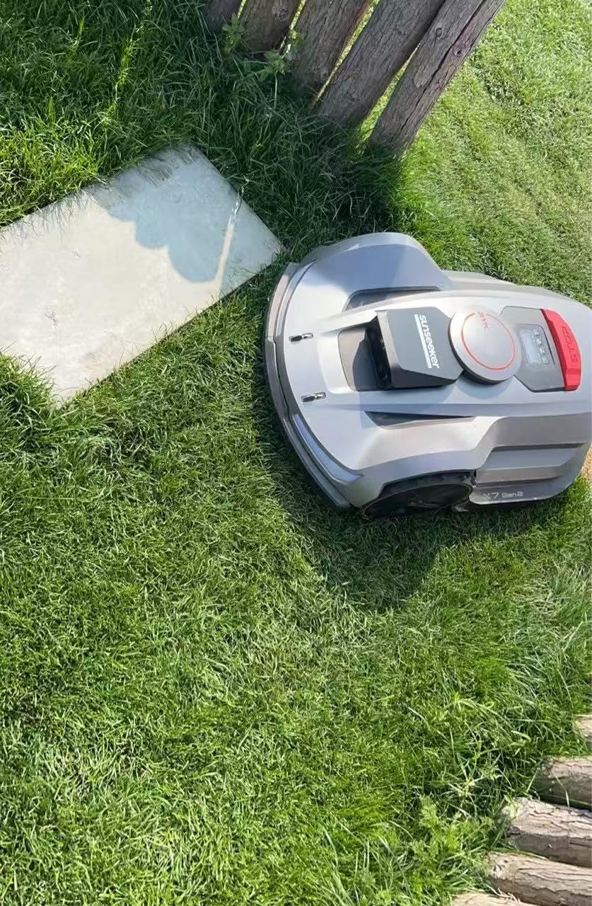 Sunseeker X3 Plus Robot Lawn Mower, RTK, Vision AI, 0.3 Acre, Wire-Free customer photo 1