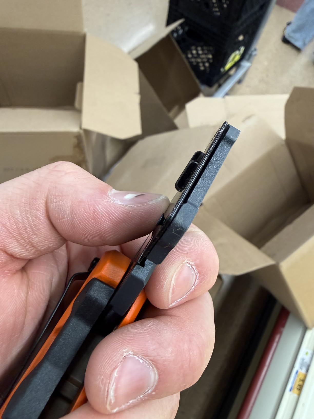 Klein Tools 44306 FLICKBLADE 2-in-1 Folding Utility Knife and Scraper with Built-In Blade Storage, Dual Locking Positions, Includes 3 Triple-Ground Carbon Steel Blades customer photo 1