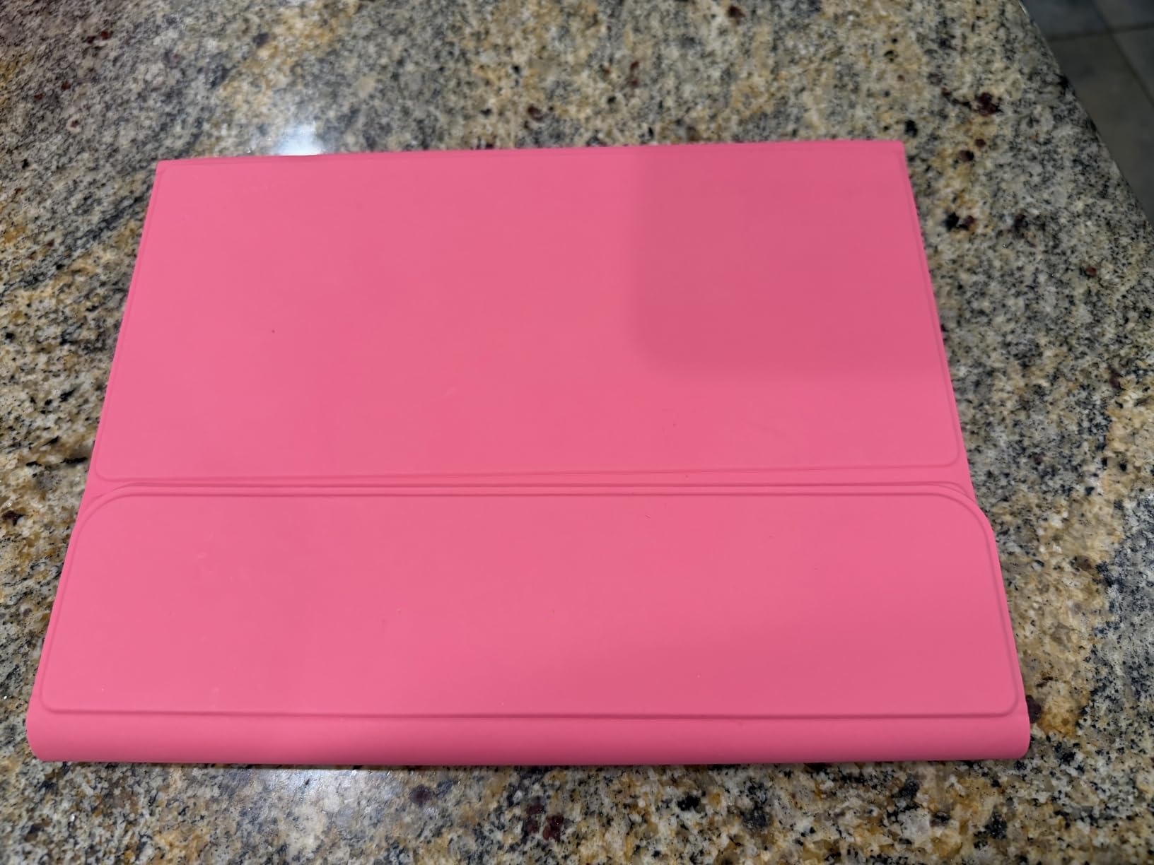 Hamile for iPad A16 11th 10th Generation Case with Keyboard - Wireless customer photo 2