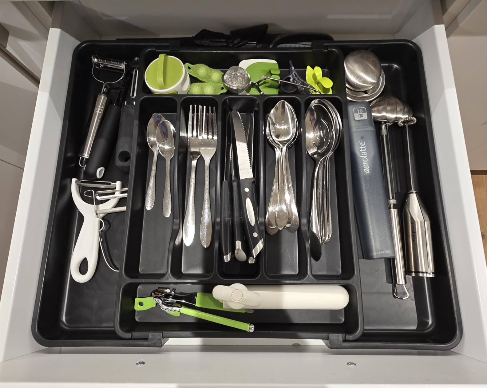 ukeetap Extra Large Expandable Silverware Organizer, Flatware Tray, Black customer photo 1