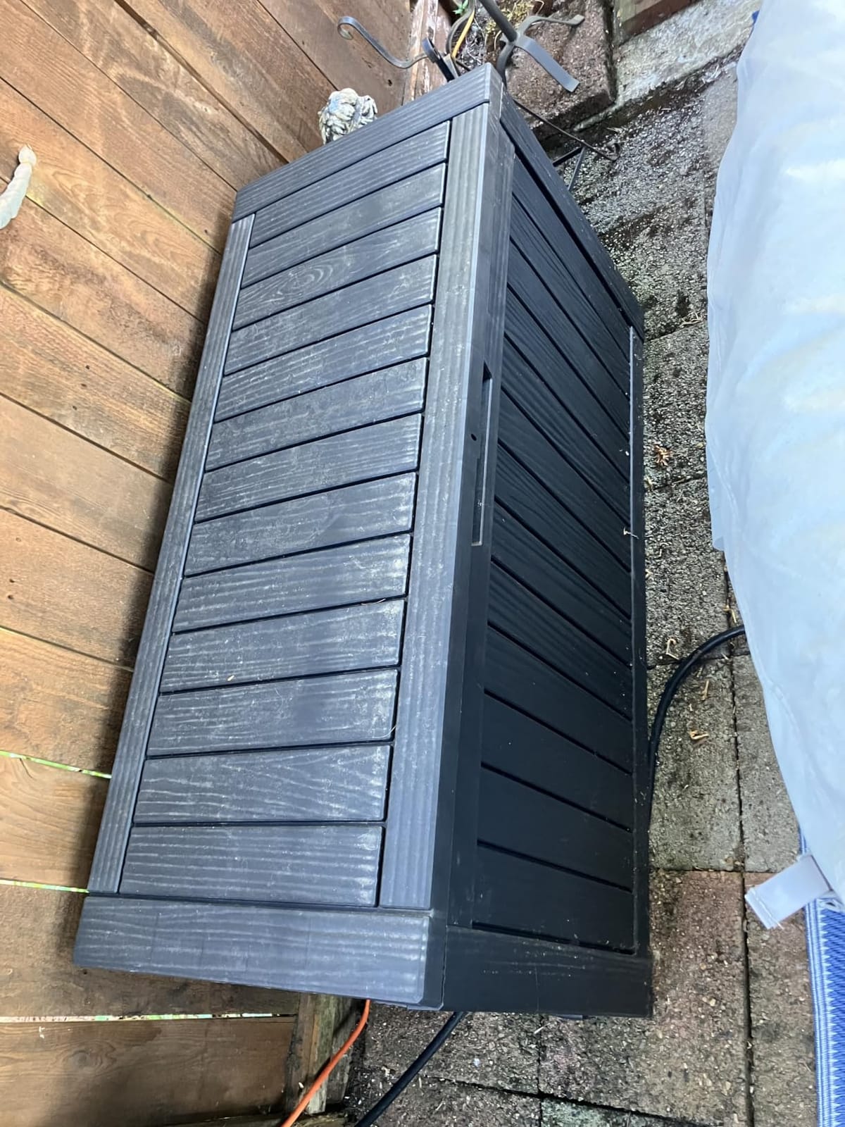 300 Gal Deck Box,Outdoor Storage Box Waterproof Lockable,Gas Lift,Black customer photo 2
