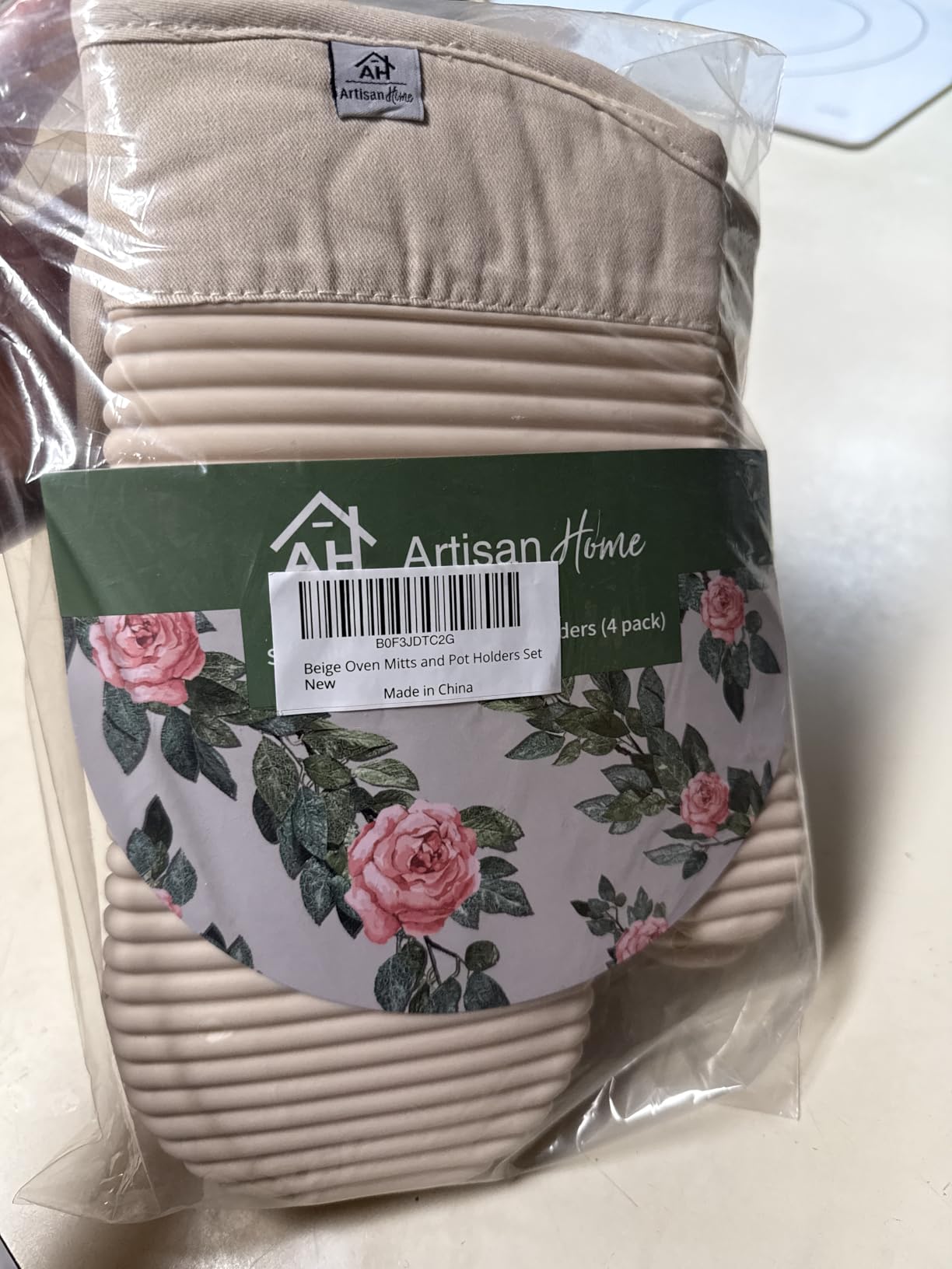Extra Long Silicone Oven Mitts and Pot Holders Sets | Heat Resistant 500°F BPA-Free Food Grade Silicone Hot Pads & Kitchen Mittens | 4-Piece Set of Oven Gloves & Potholders for Kitchens. customer photo 2