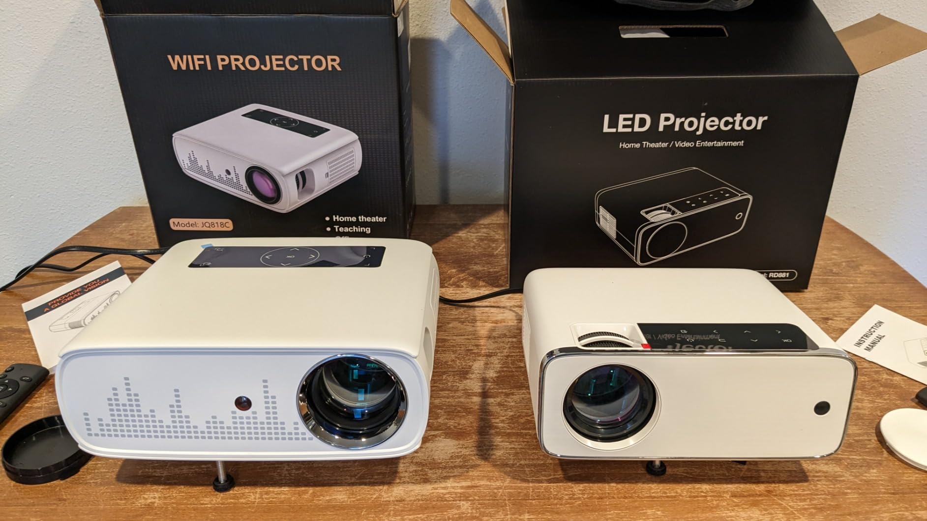 GROVIEW Native 1080P Bluetooth Projector, Home Theater Movie Mini Portable Projector with Built in Speaker, Compatible with PS5/Switch/USB for Bedroom Outdoor Indoor Use customer photo 2