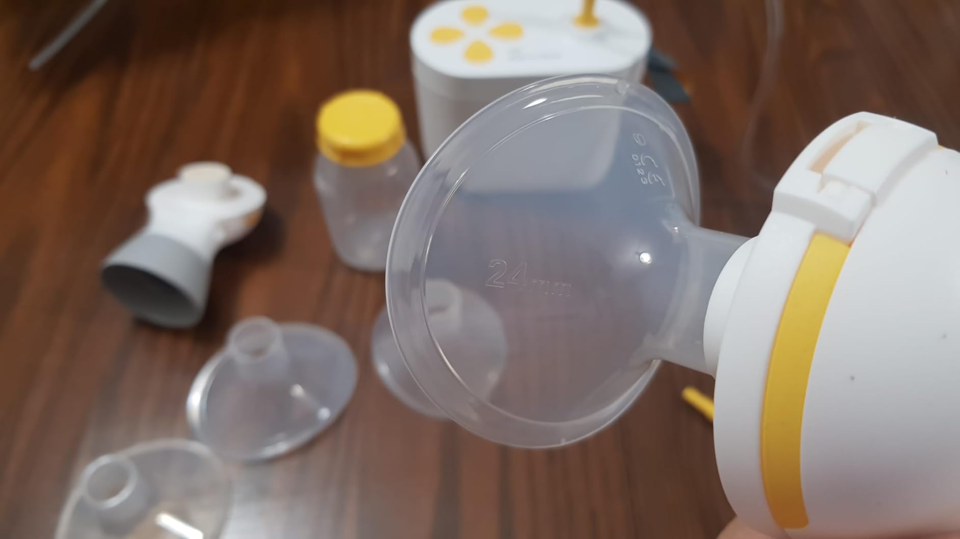 Medela Pump in Style Pro Double Electric Breast Pump, Hospital-Grade | Hospital Performance, Pump in Bottle, PersonalFit Plus Breast Shields, BPA-Free, Quiet, Portable Compact Design customer photo 1