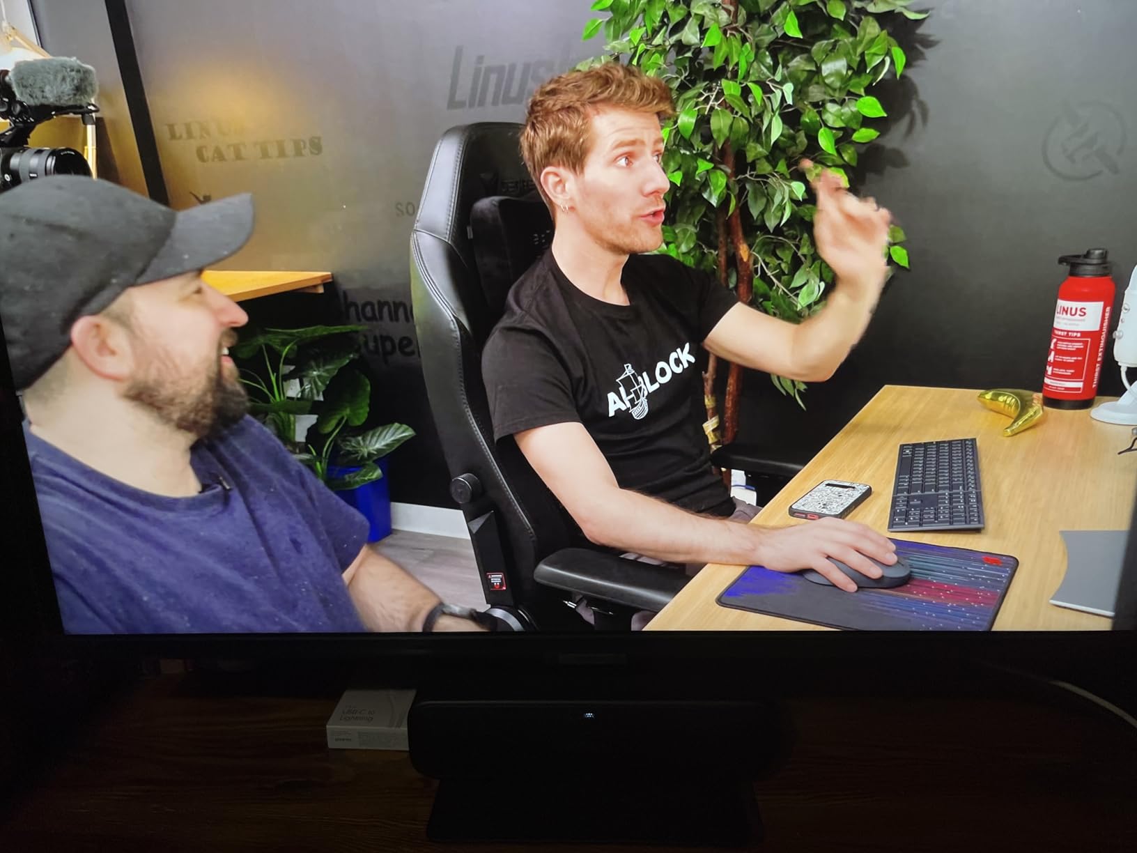 Samsung 32”M7 (M70F) Series 4K UHD Smart Monitor customer photo 1